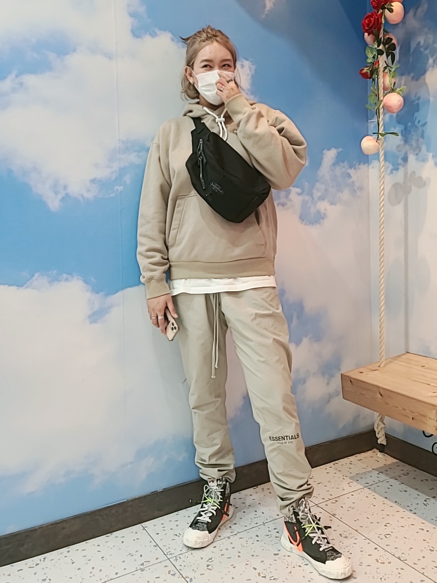 Nike x Readymade Blazer Mid Black, Essentials Track Pants Olive - 20FW 착용 스타일