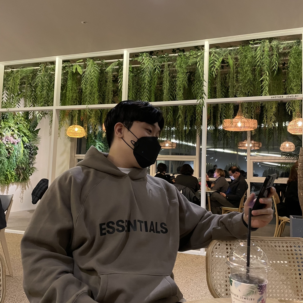 KREAM 프로필 이미지