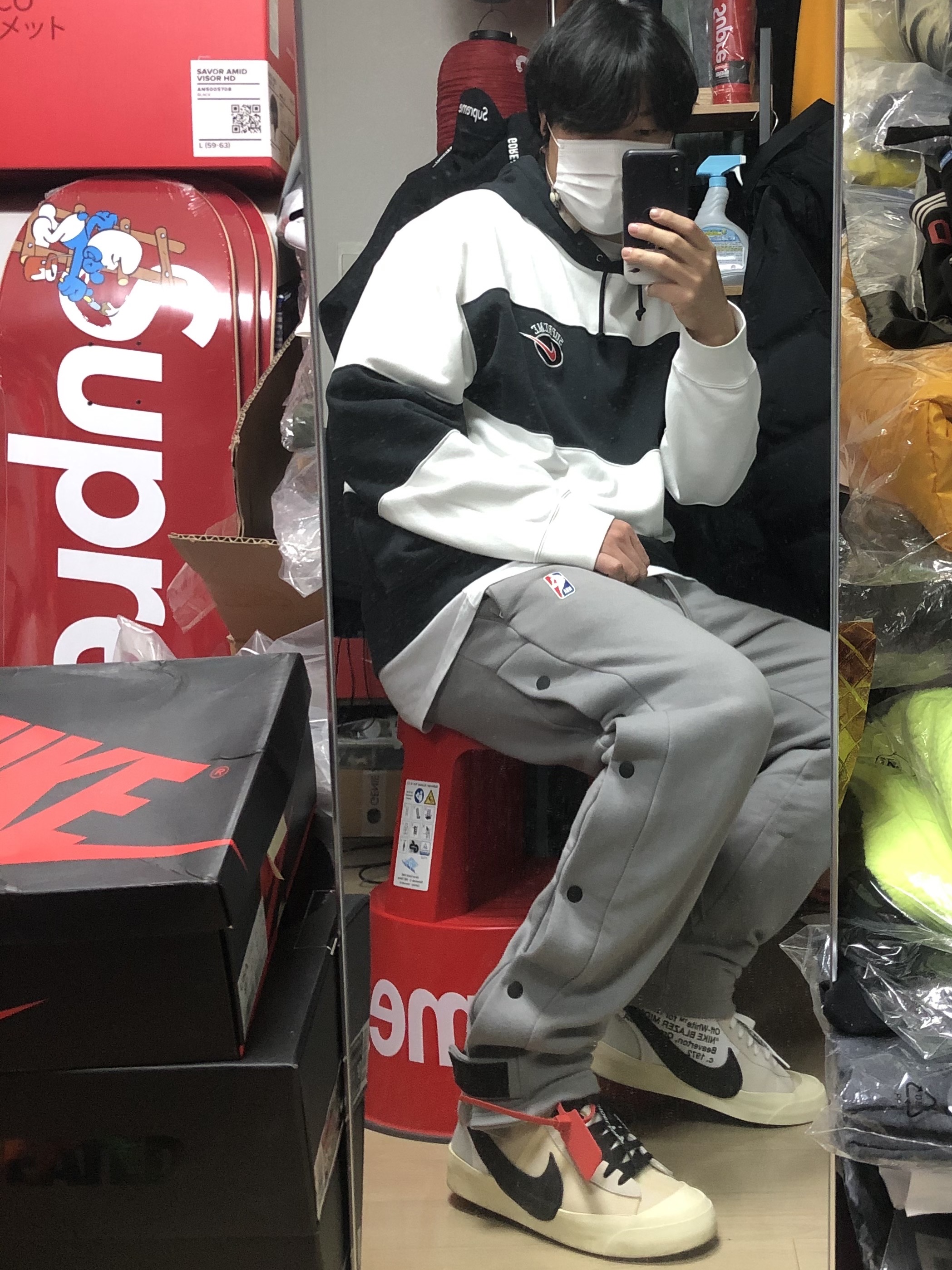 Nike x Off-White Blazer Mid White OG The Ten, Nike x Fear of God Warm Up Pants Dust 착용 스타일