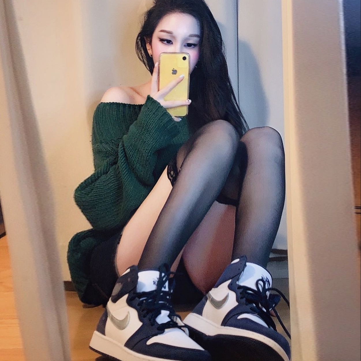 Jordan 1 Retro High OG CO.JP Midnight Navy 착용 스타일