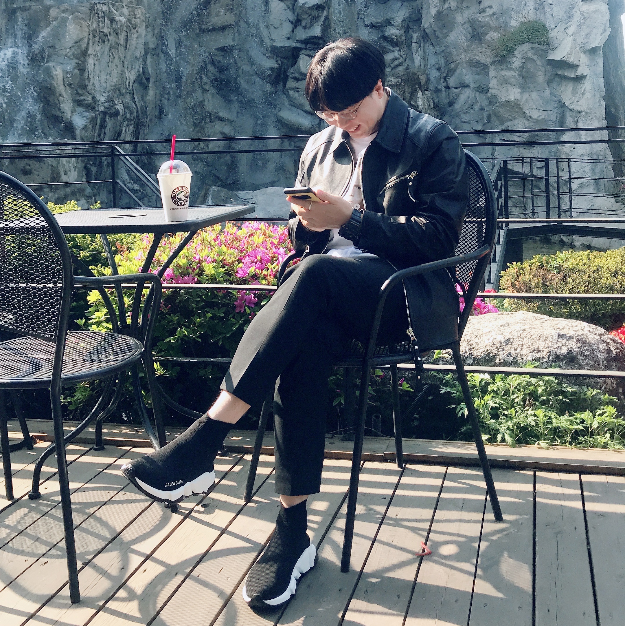 Balenciaga Speed Trainer Black White 2019 착용 스타일