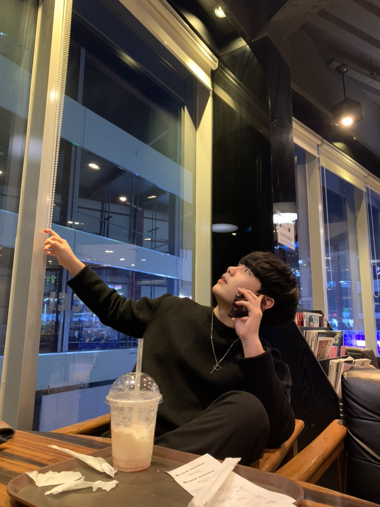 KREAM 프로필 이미지