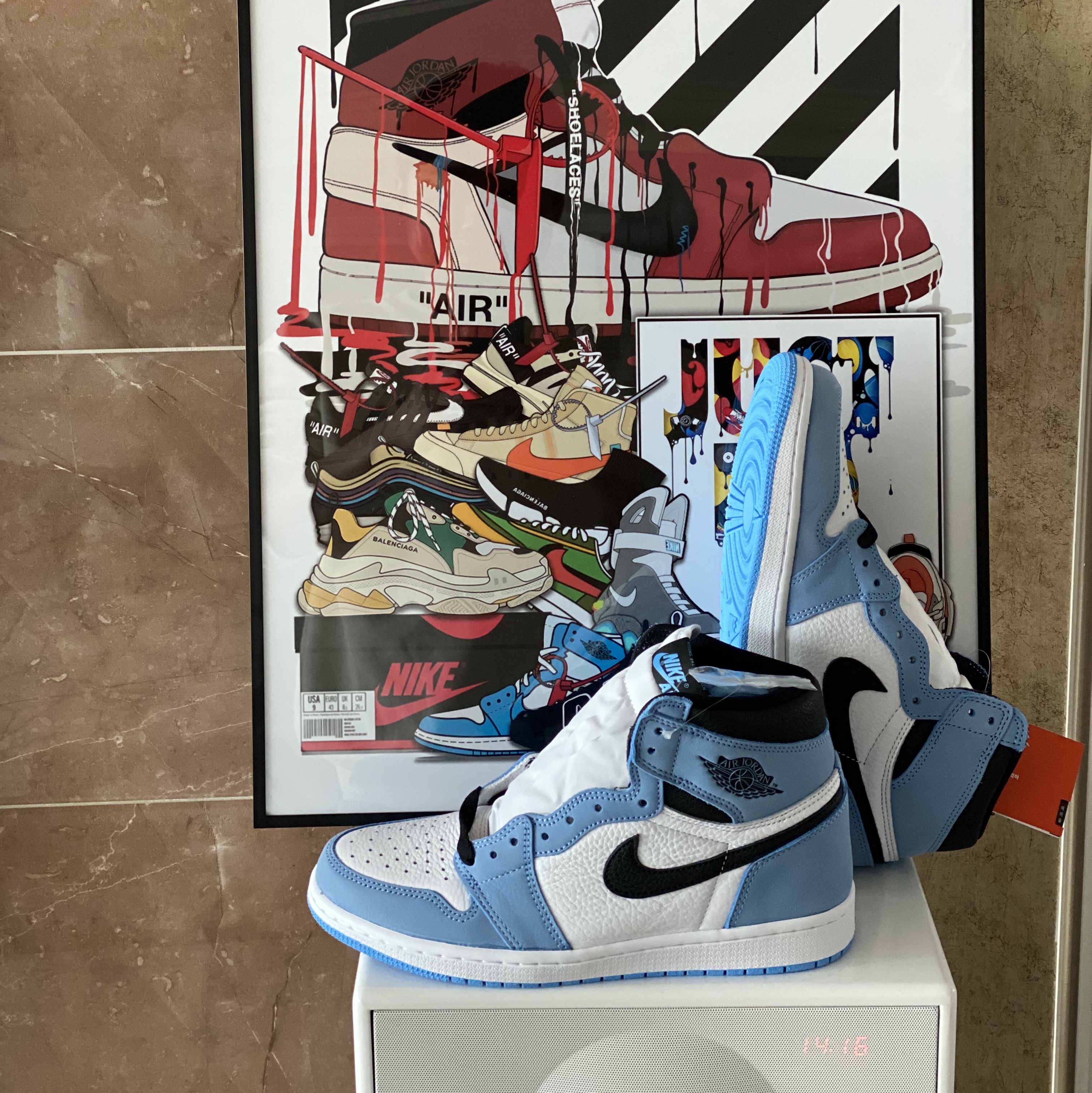 Jordan 1 Retro High OG University Blue 착용 스타일 - 2