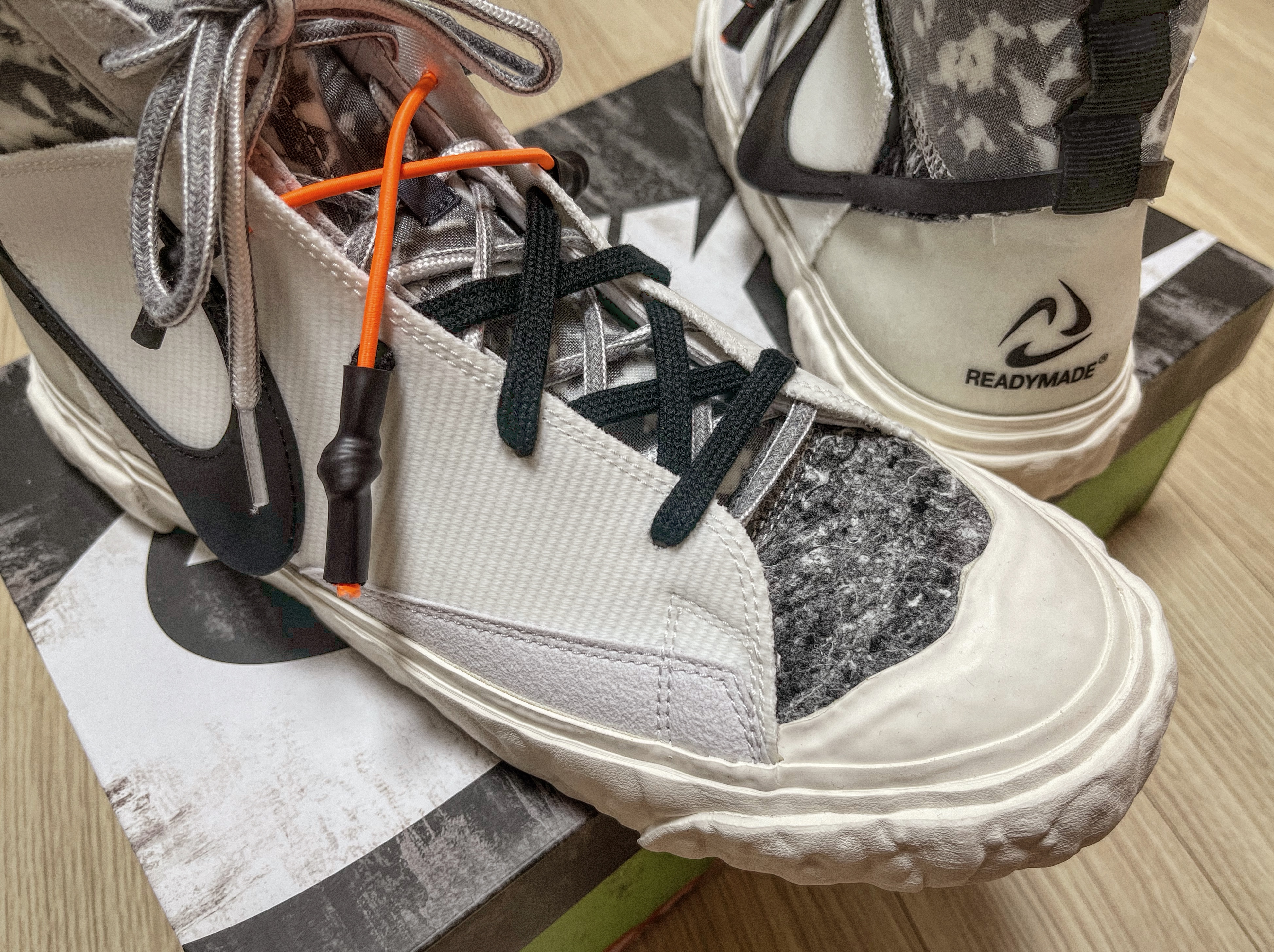 Nike x Readymade Blazer Mid White 착용 스타일 - 3