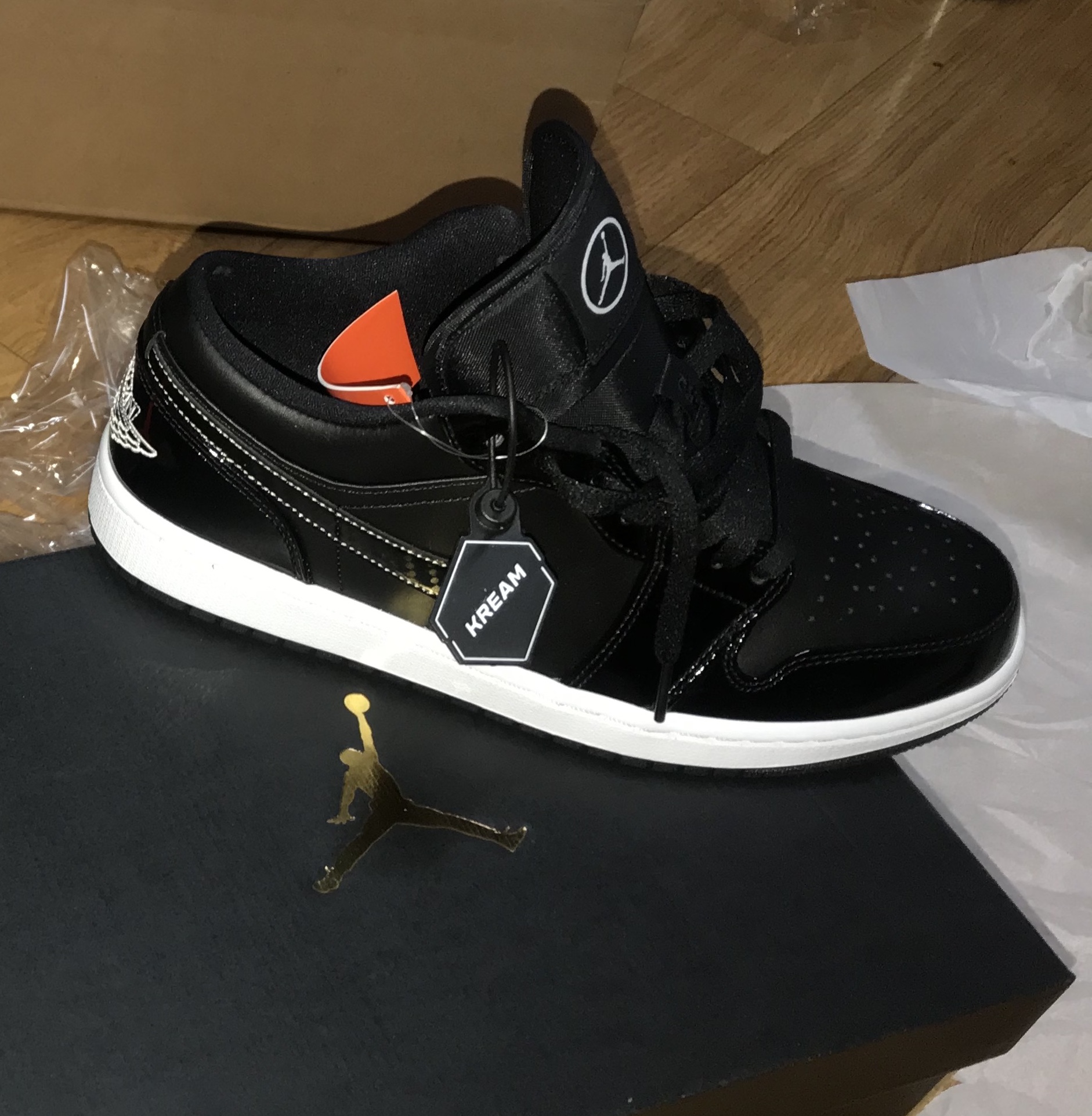 Jordan 1 Low SE ASW Black 착용 스타일