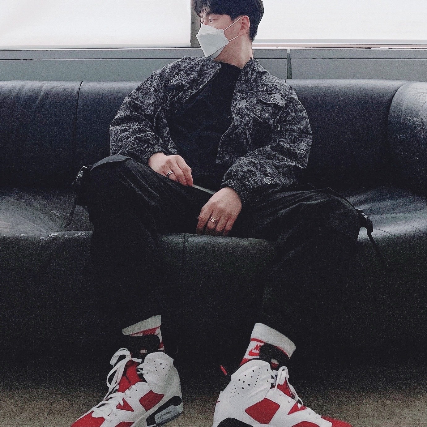 Jordan 6 Retro Carmine 2021 착용 스타일 - 1
