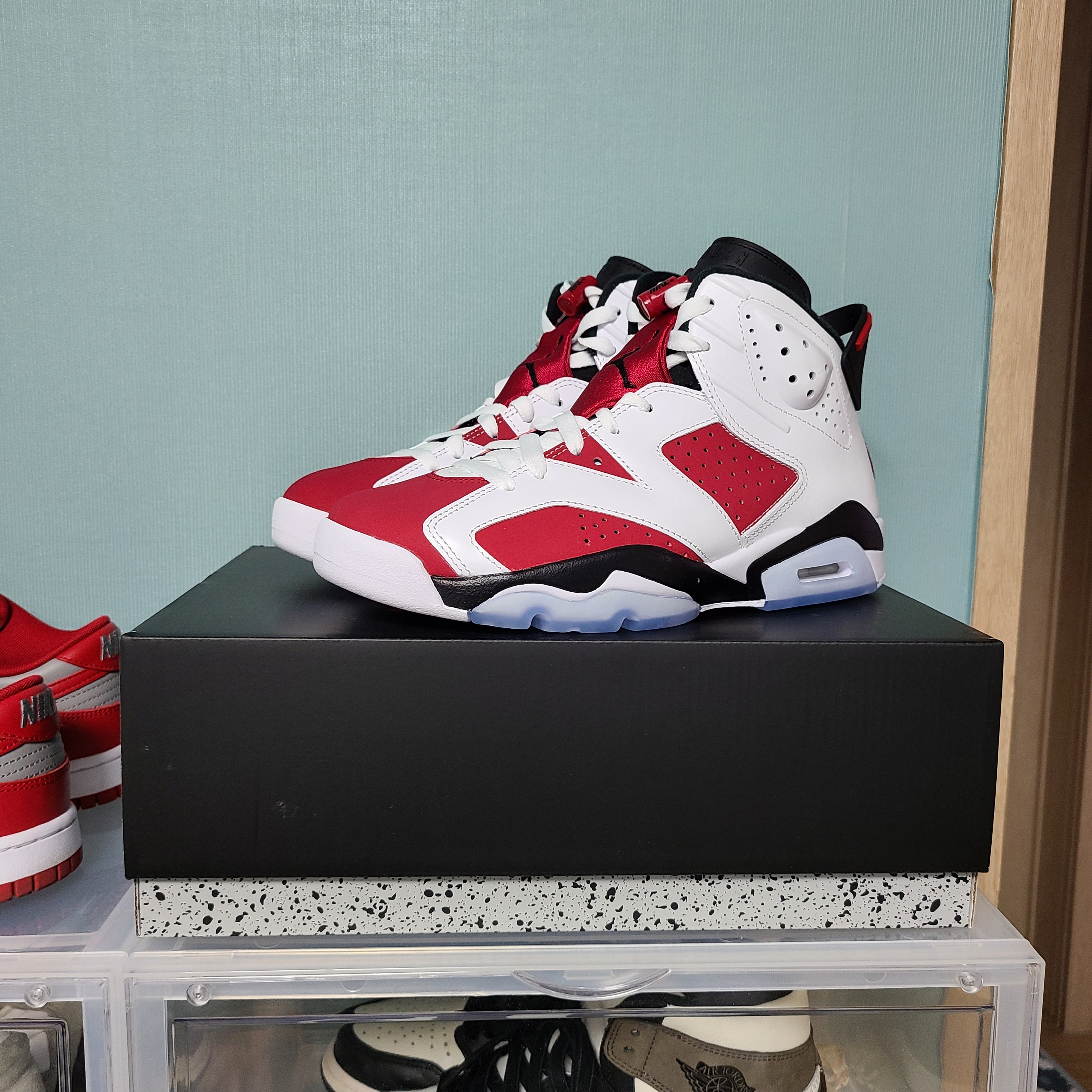 Jordan 6 Retro Carmine 2021 착용 스타일 - 4