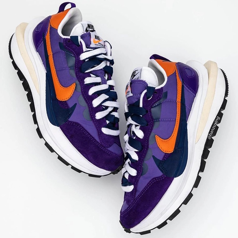 Nike x Sacai VaporWaffle Tour Yellow & Gorge Green Sail, Nike x Sacai VaporWaffle String & Black Villain Red 착용 스타일 - 5