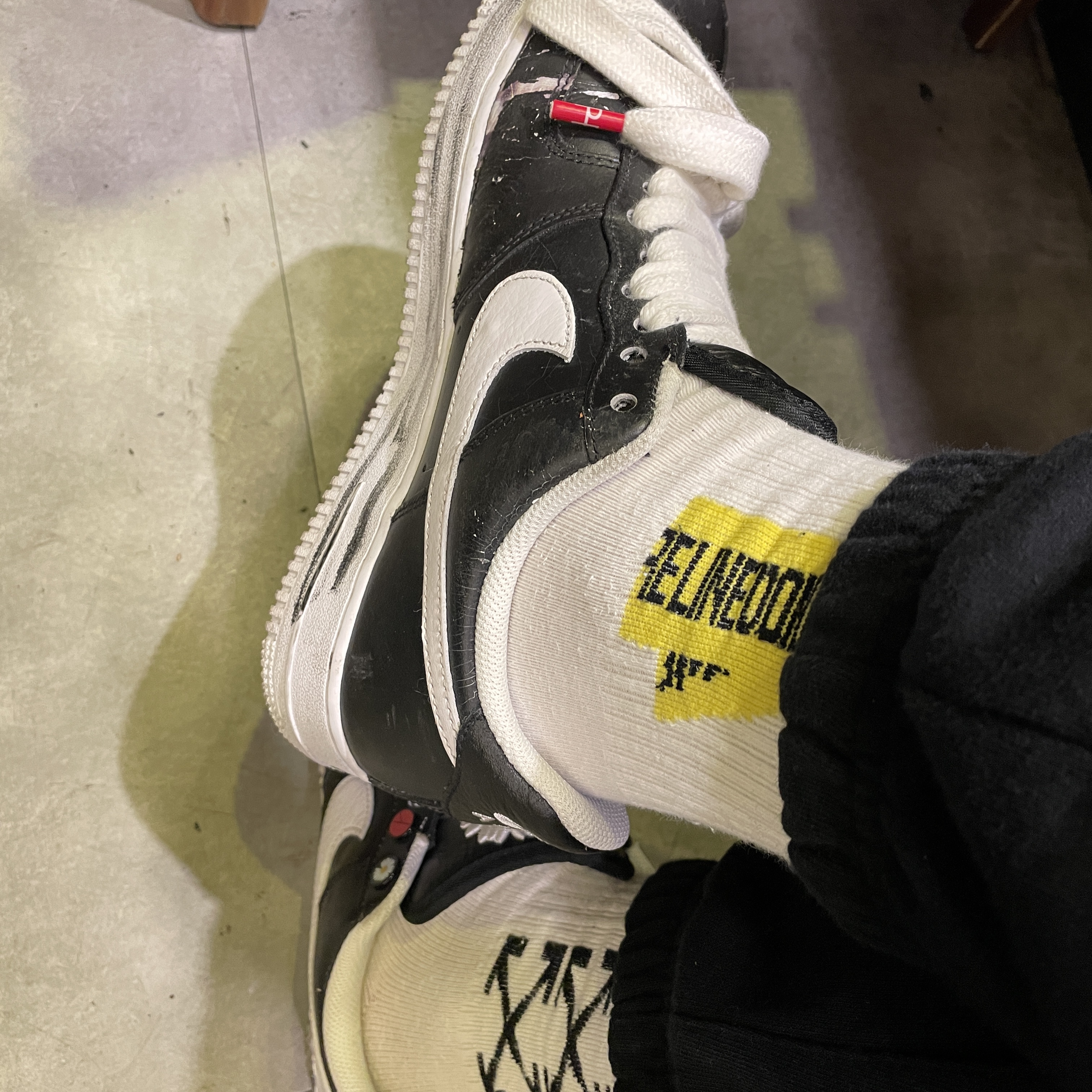 Nike x Peaceminusone Air Force 1 Low Para-Noise 착용 스타일