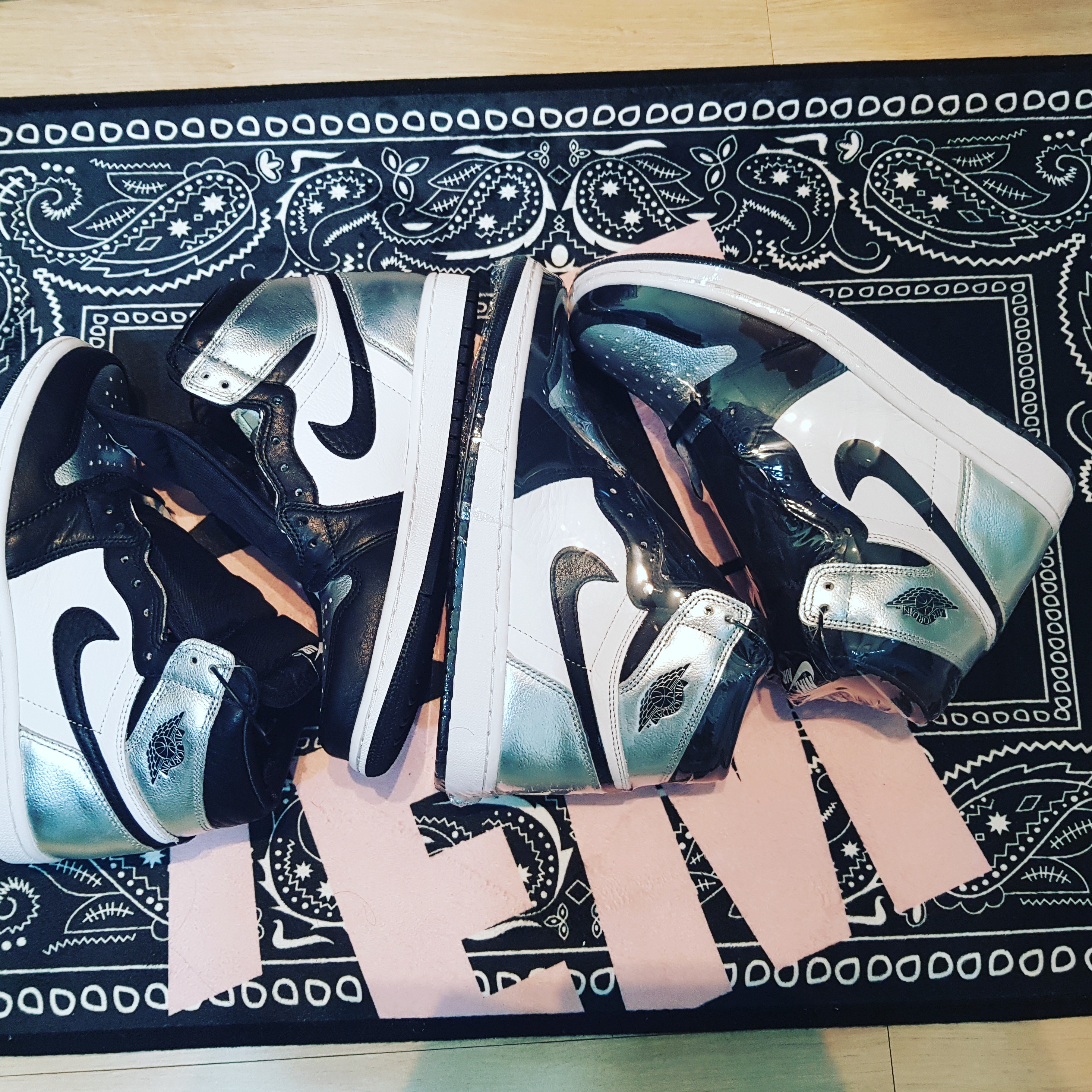 (W) Jordan 1 Retro High OG Silver Toe 착용 스타일