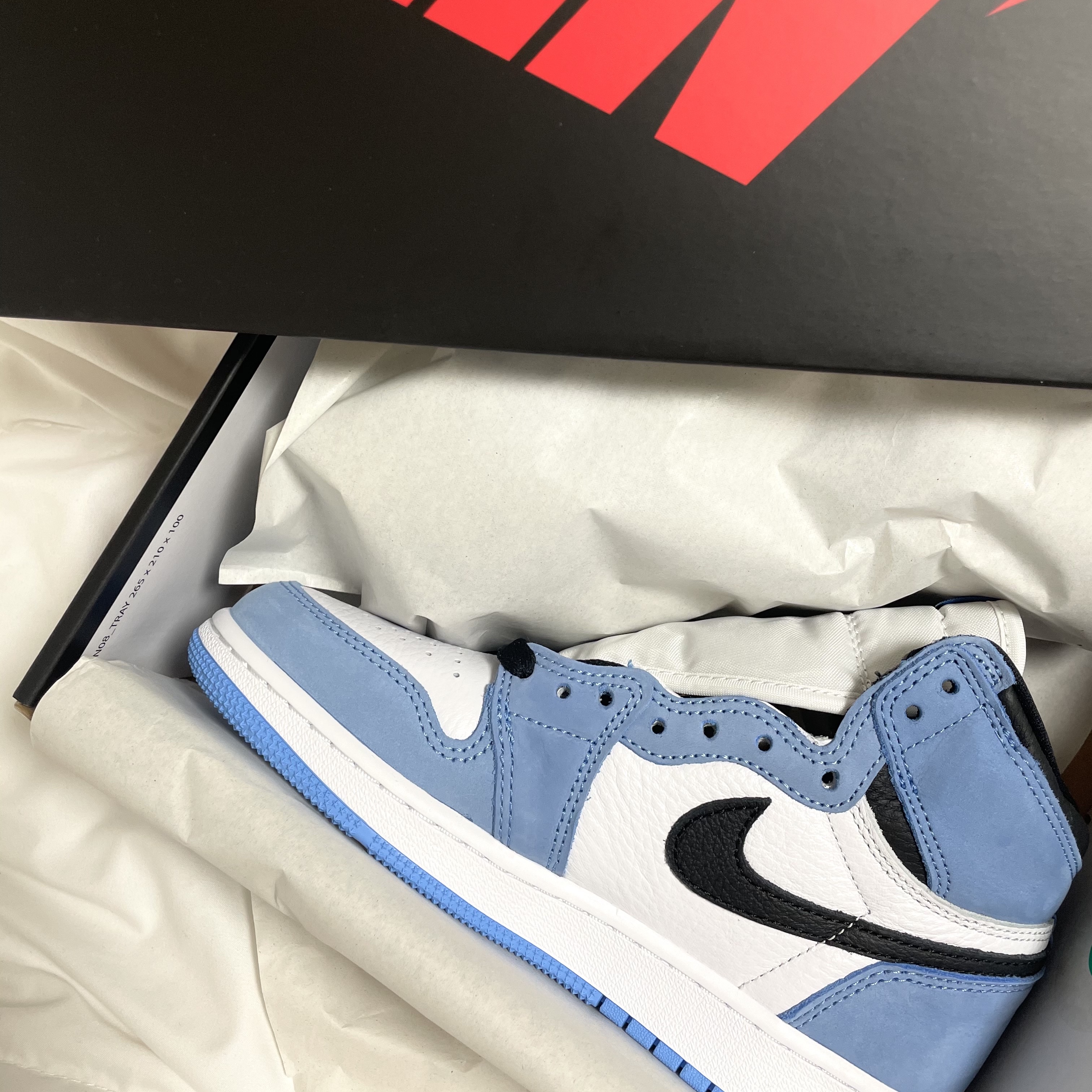 (GS) Jordan 1 Retro High OG University Blue 착용 스타일