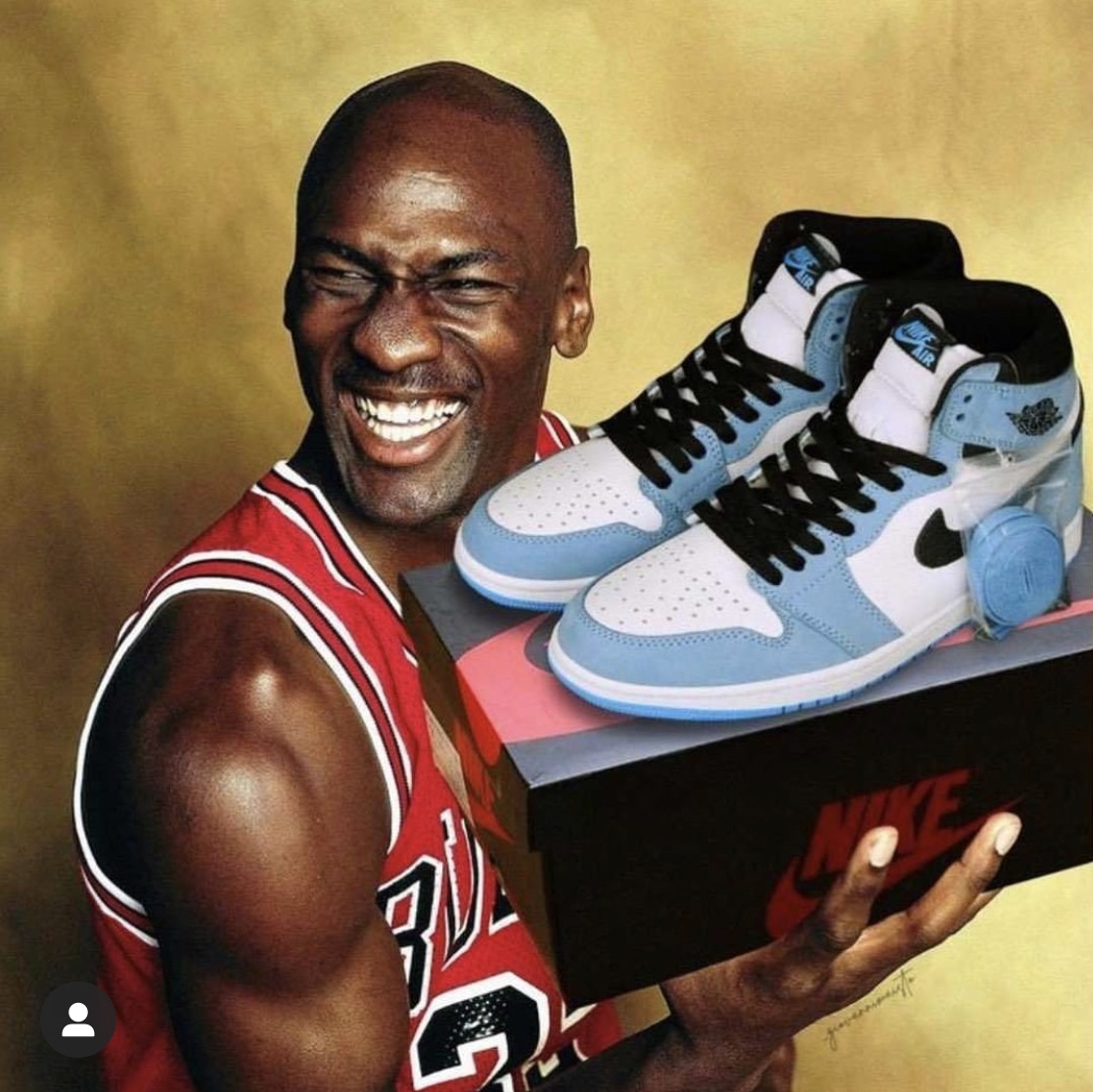 Jordan 1 Retro High OG University Blue 착용 스타일 - 4