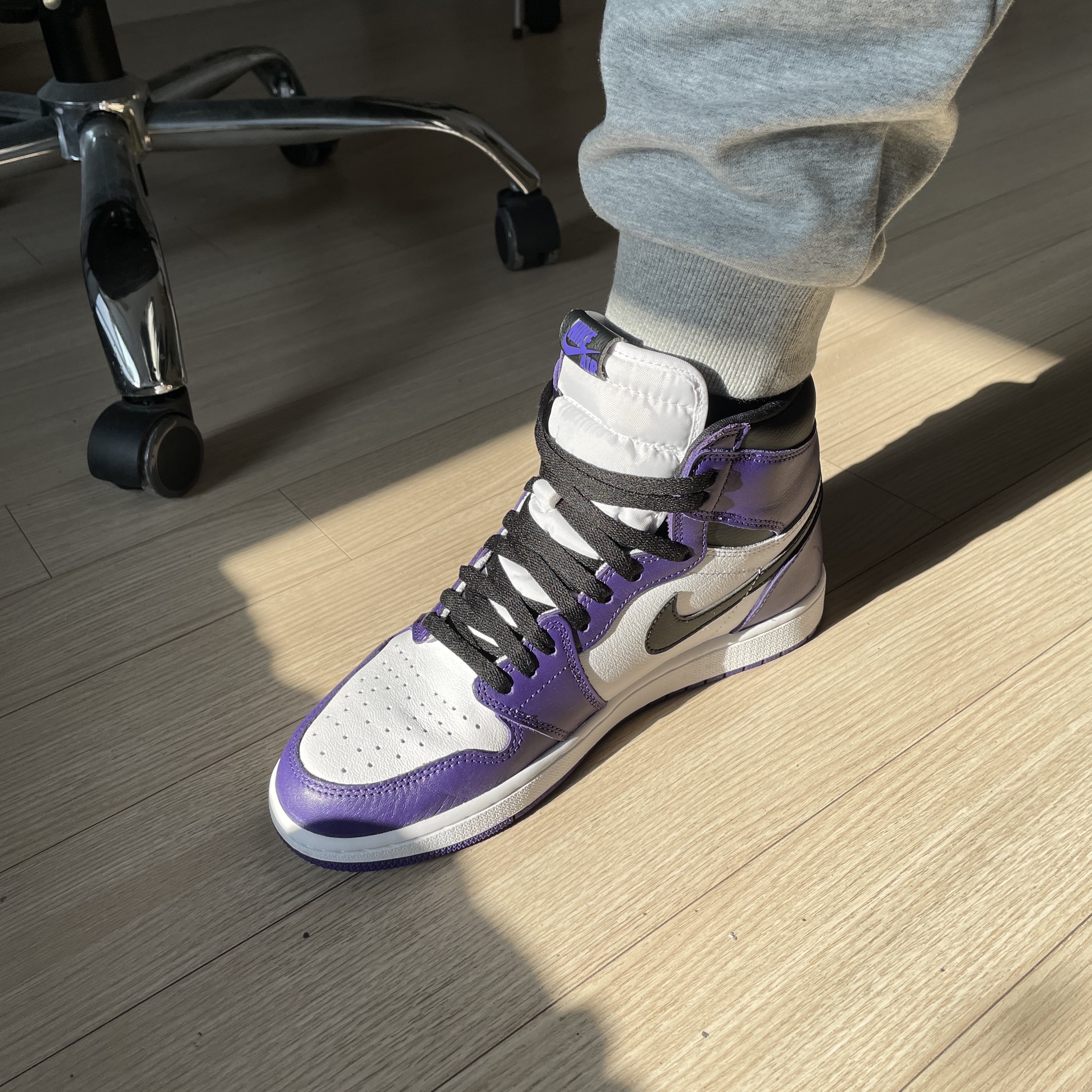 Jordan 1 Retro High OG Court Purple 2020 착용 스타일 - 1