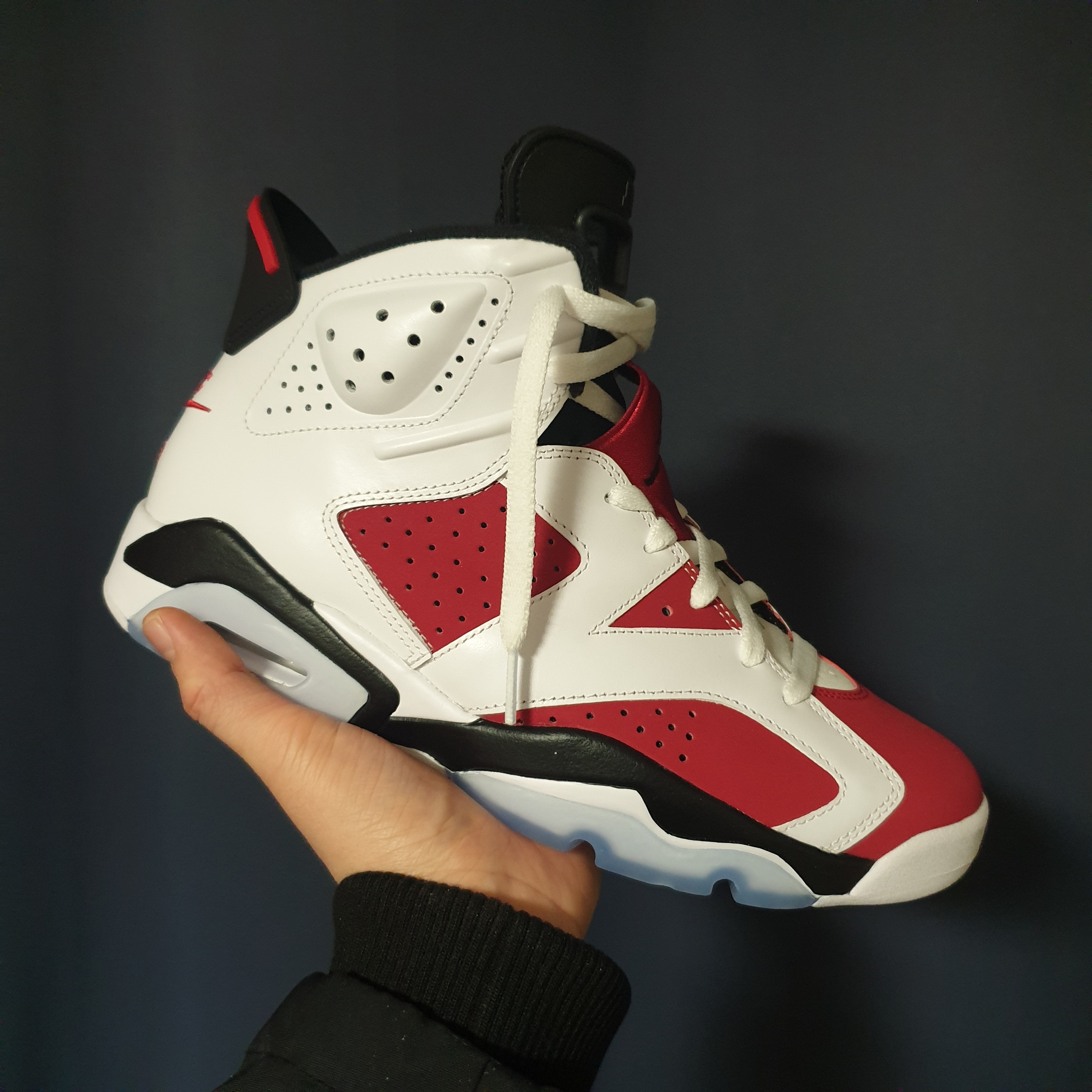 Jordan 6 Retro Carmine 2021 착용 스타일