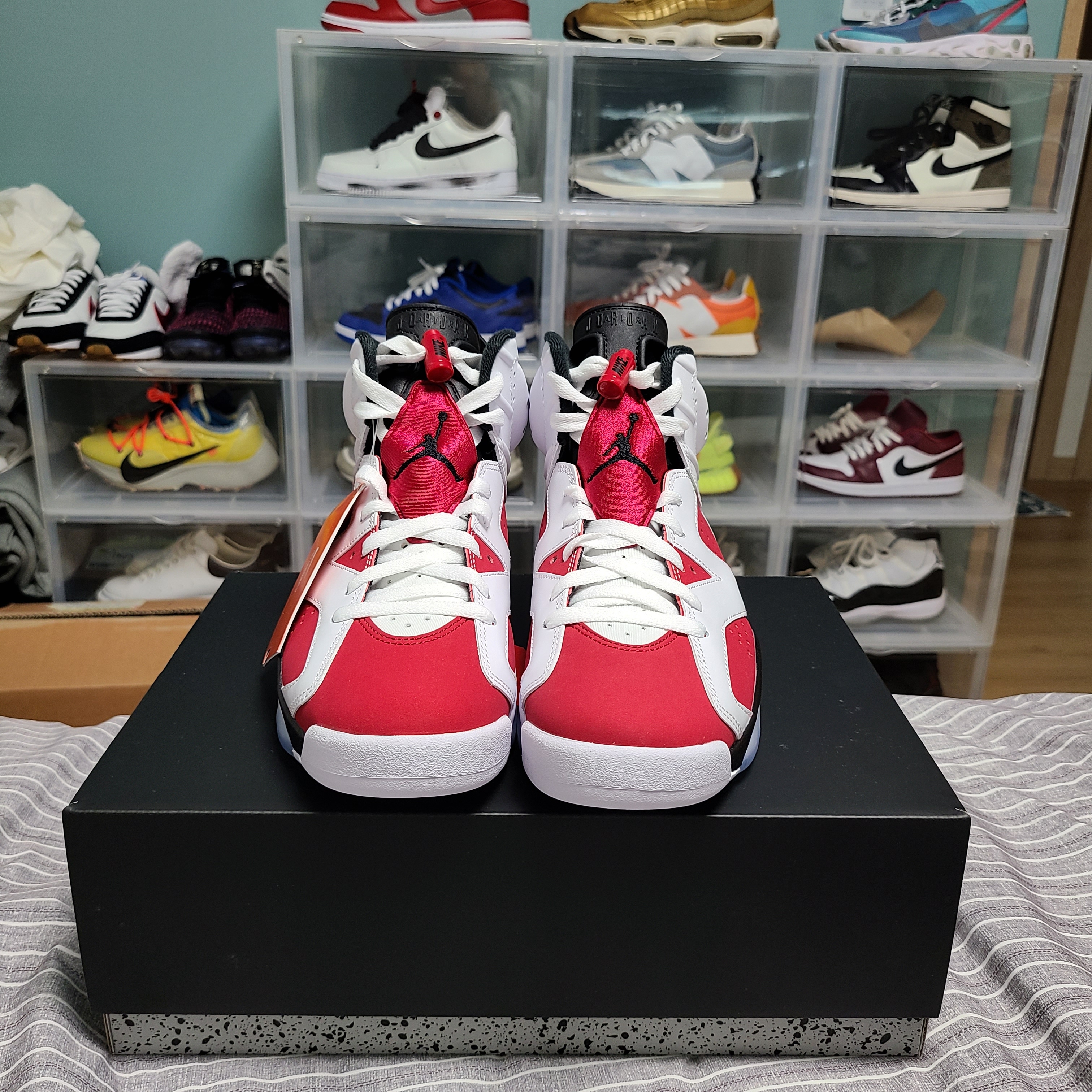 Jordan 6 Retro Carmine 2021 착용 스타일 - 2