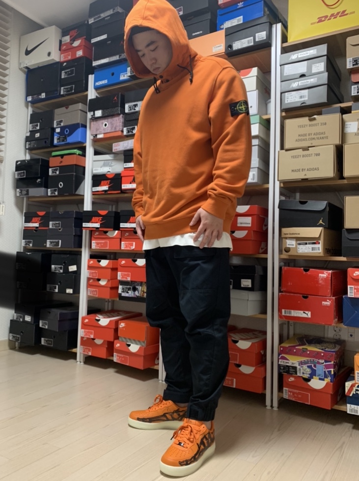 Nike Air Force 1 Low '07 Orange Skeleton 착용 스타일