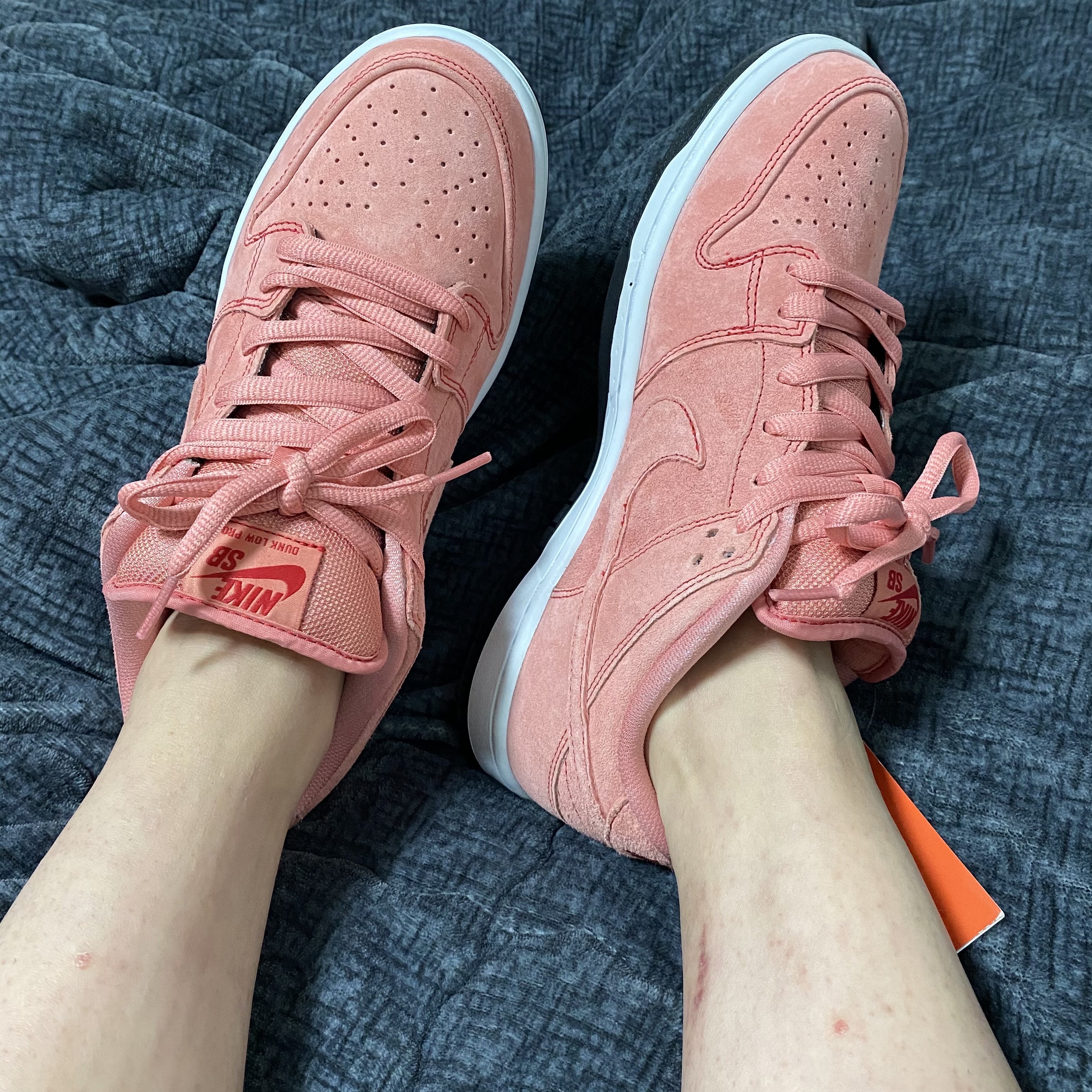 Nike SB Dunk Low Pro Pink Pig 착용 스타일