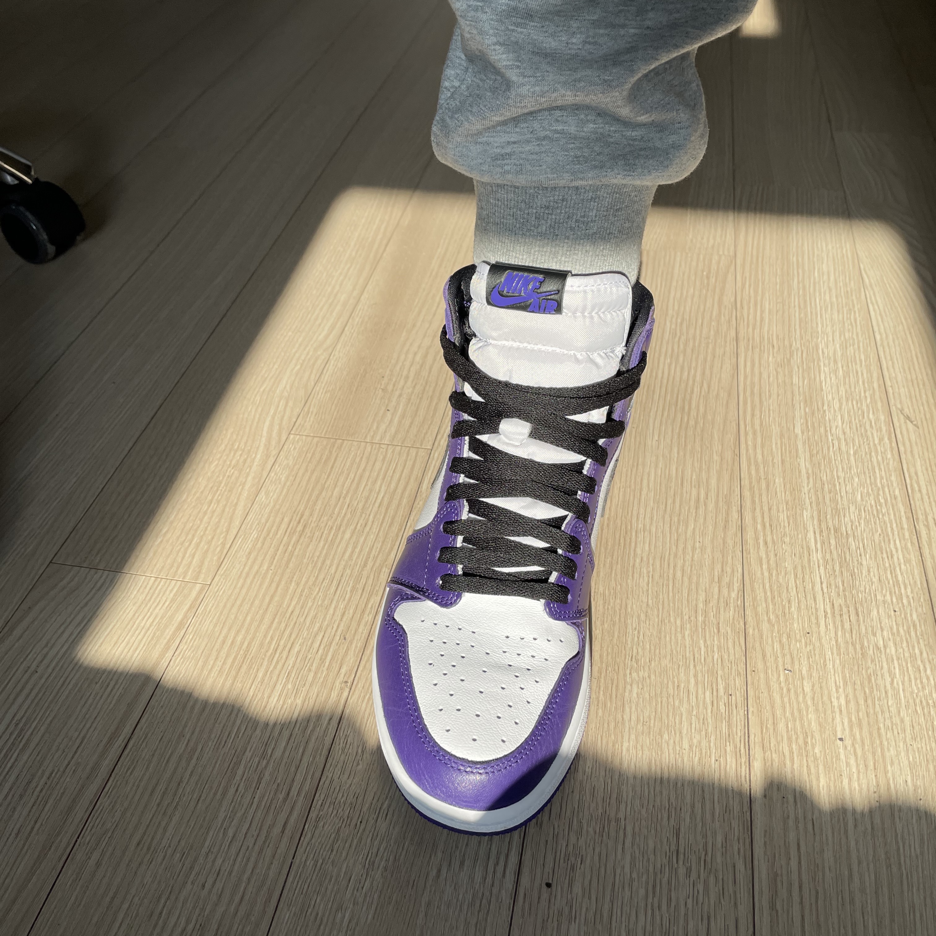 Jordan 1 Retro High OG Court Purple 2020 착용 스타일 - 2