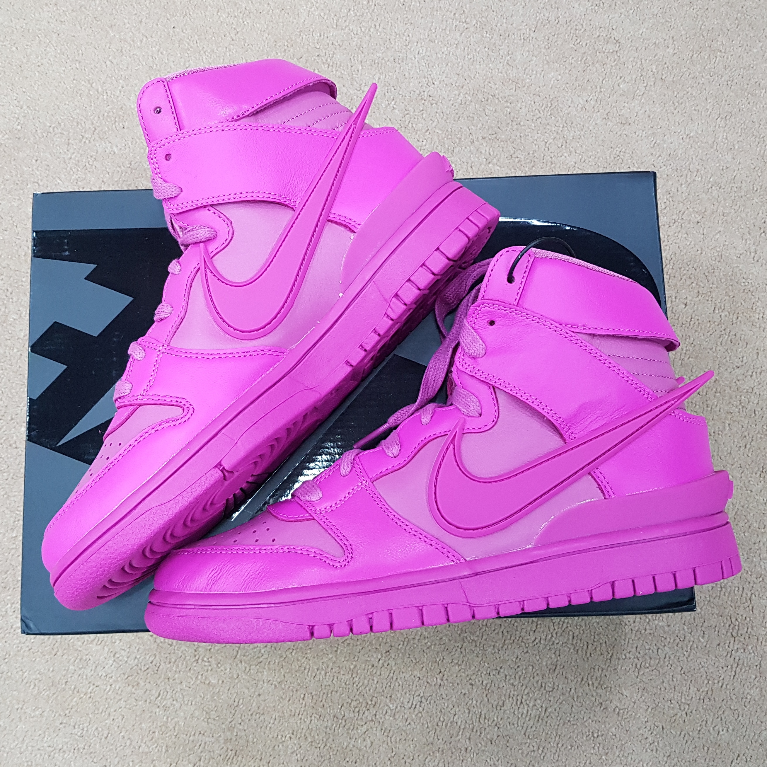 Nike x Ambush Dunk High Cosmic Fuchsia 착용 스타일