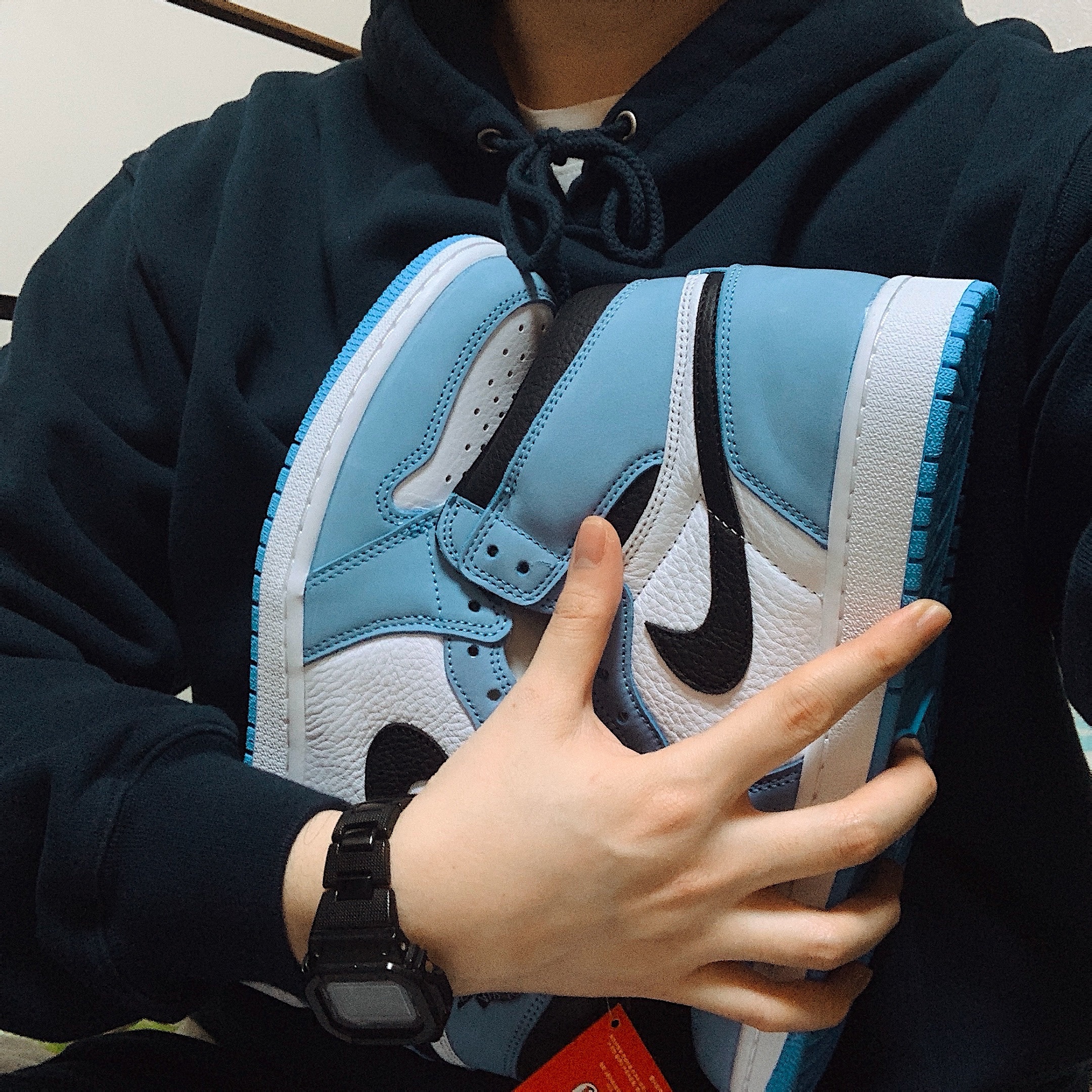Jordan 1 Retro High OG University Blue 착용 스타일