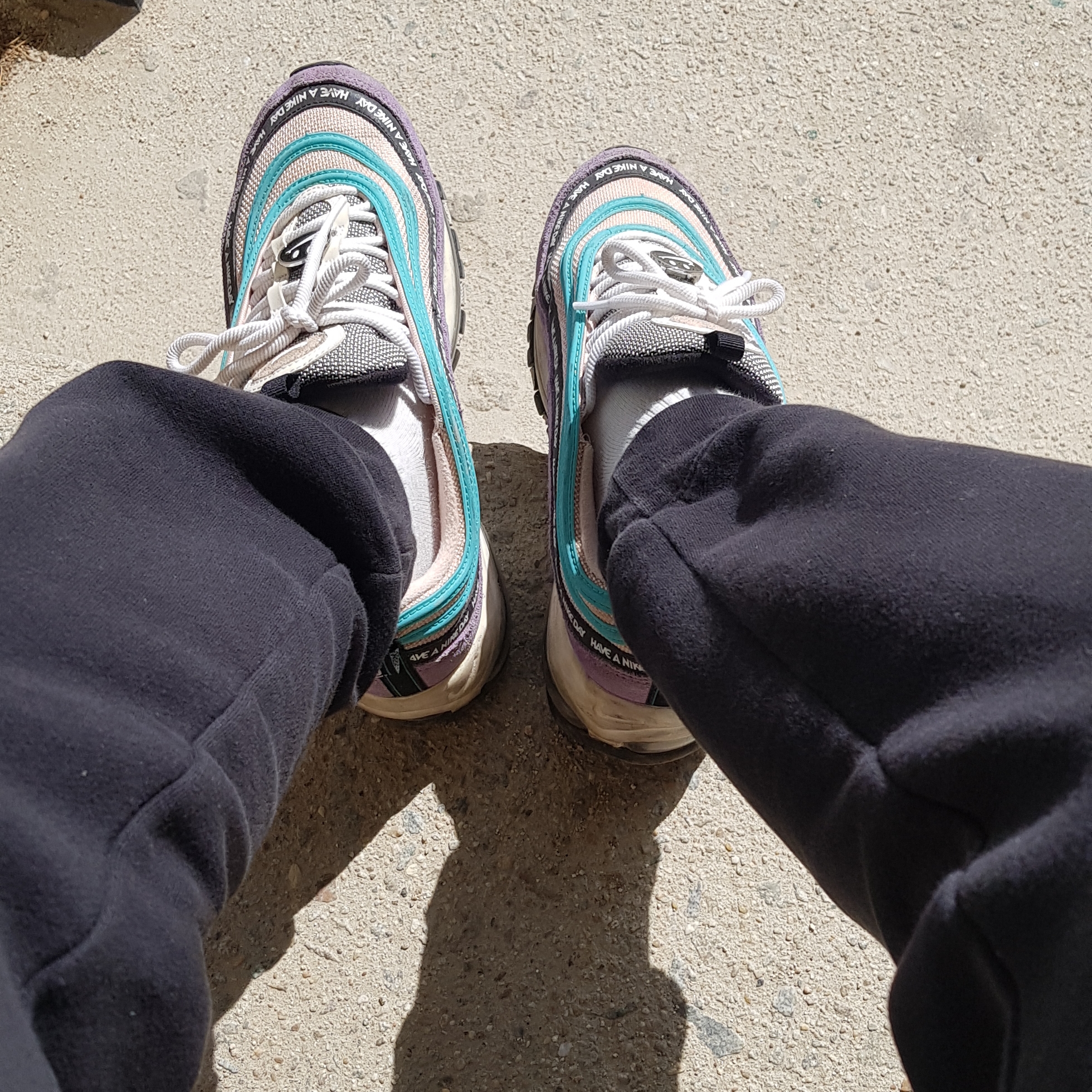 Nike Air Max 97 Have a Nike Day 착용 스타일