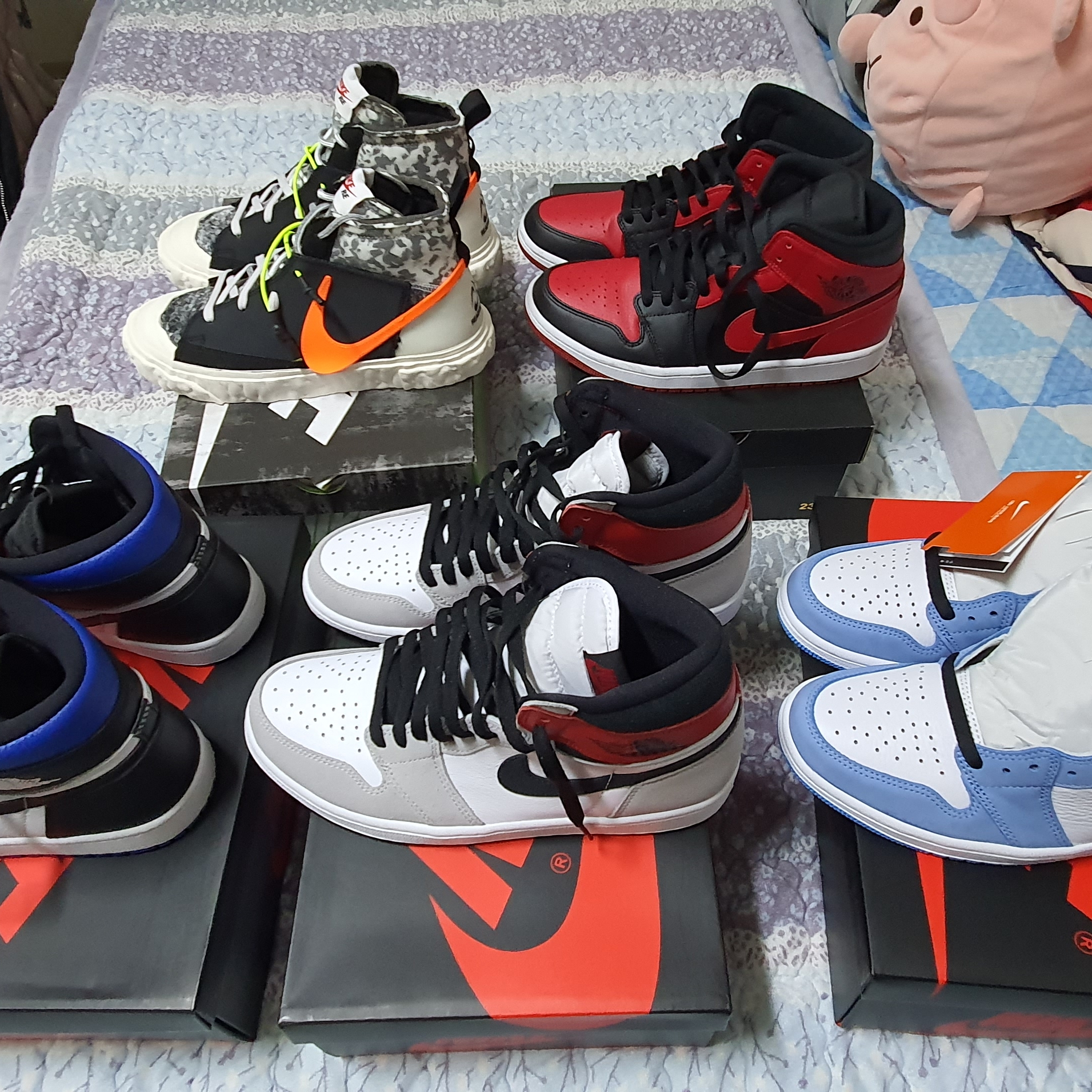 Nike x Readymade Blazer Mid Black, Jordan 1 Retro High OG University Blue 착용 스타일