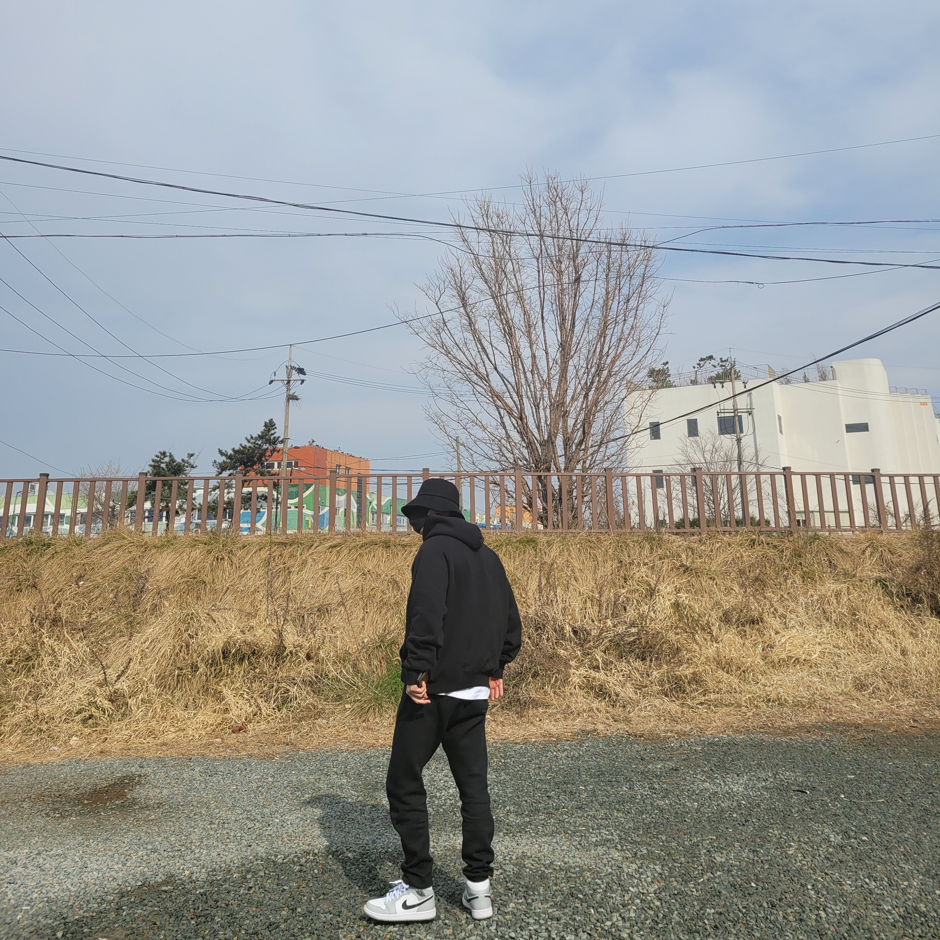 Essentials Sweatpants Dark Slate/Black 2020, Essentials 3D Silicon Applique Pullover Hoodie Dark Slate/Black 2020 착용 스타일 - 3