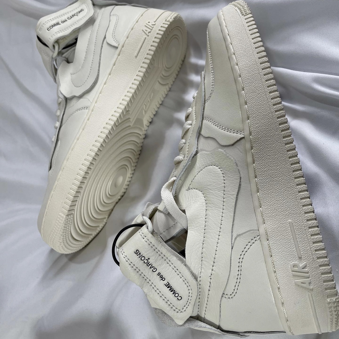 Nike x Comme des Garcons Homme Plus Air Force Mid White 착용 스타일