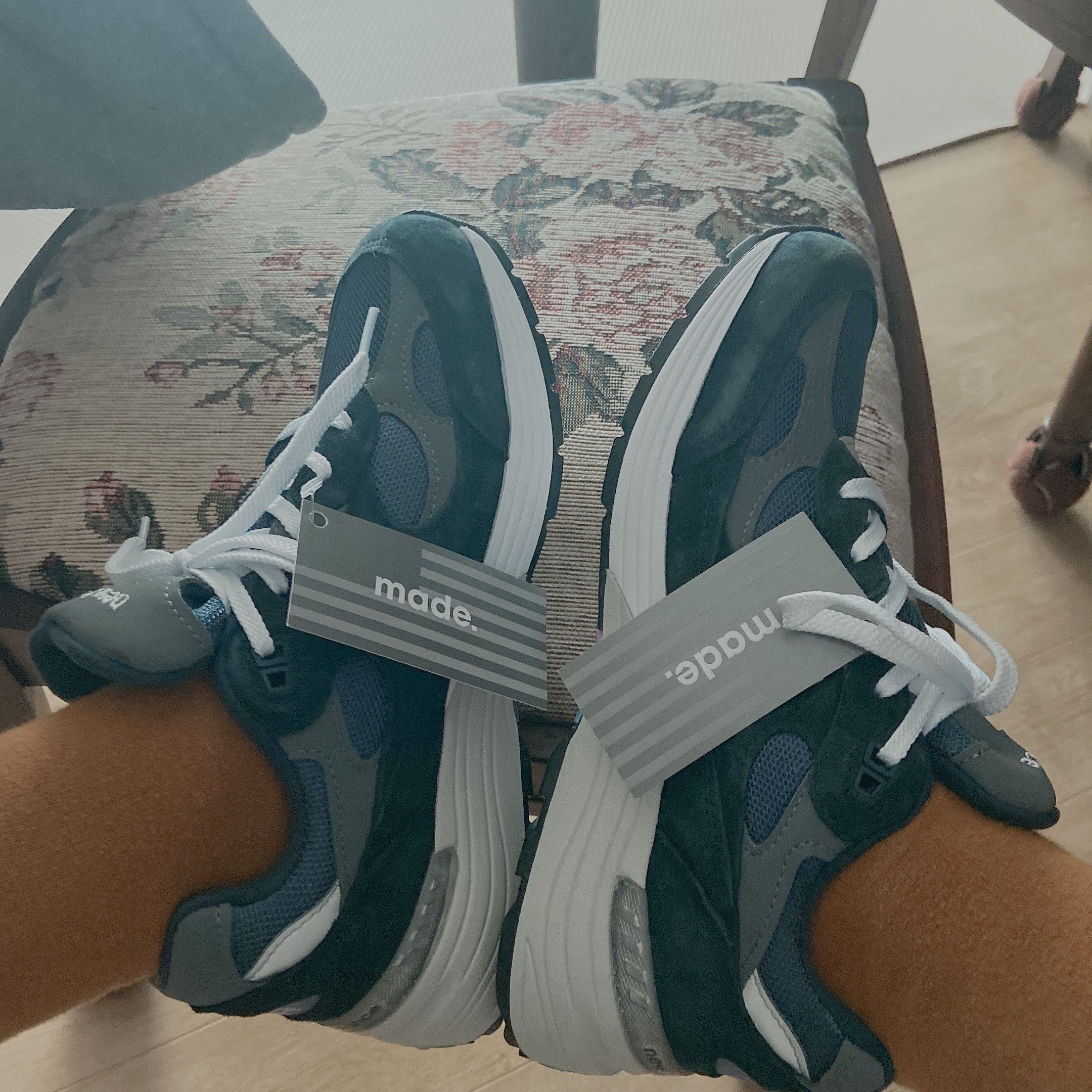 New Balance 992 Made in USA Navy 착용 스타일 - 3