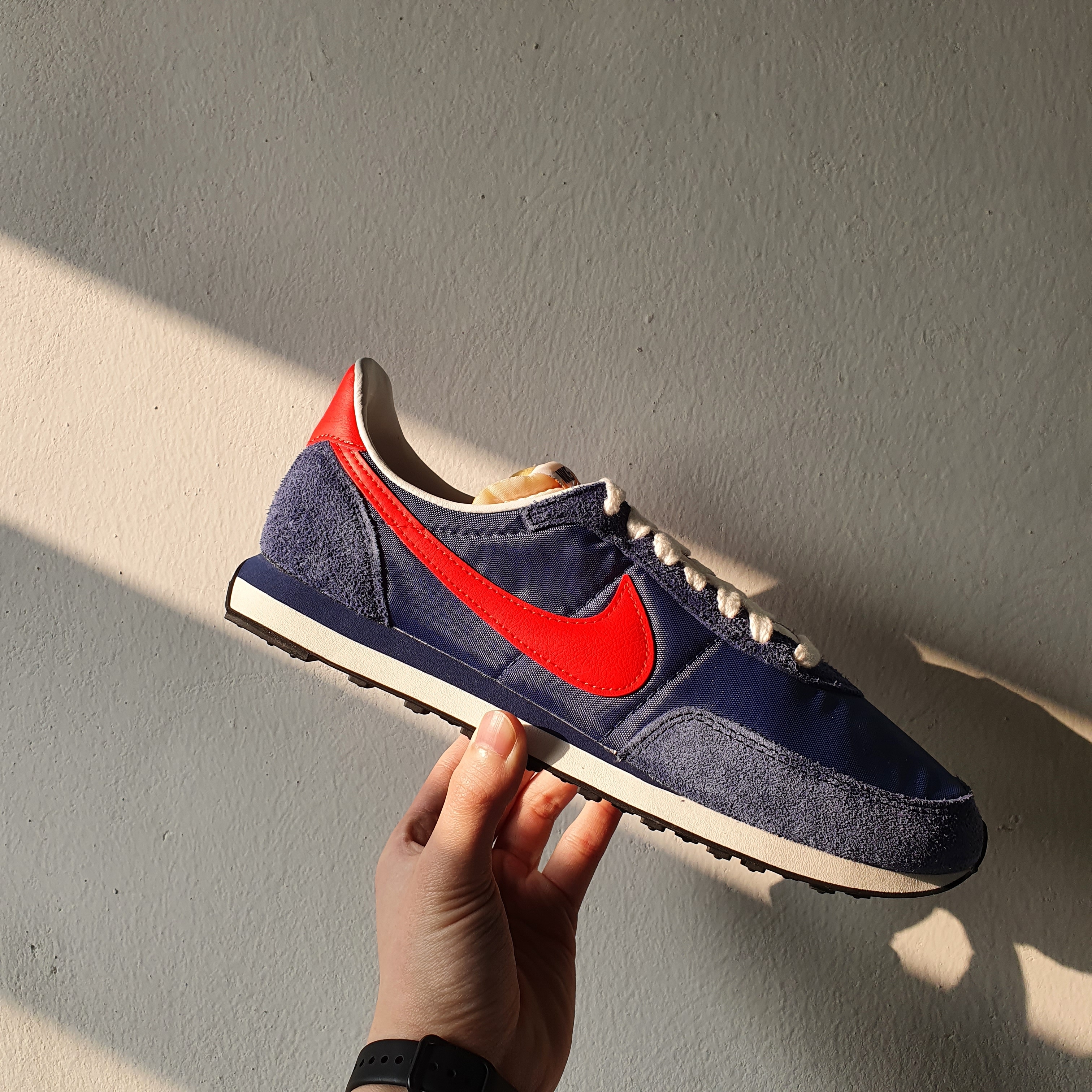 Nike Waffle Trainer 2 SP Midnight Navy 착용 스타일