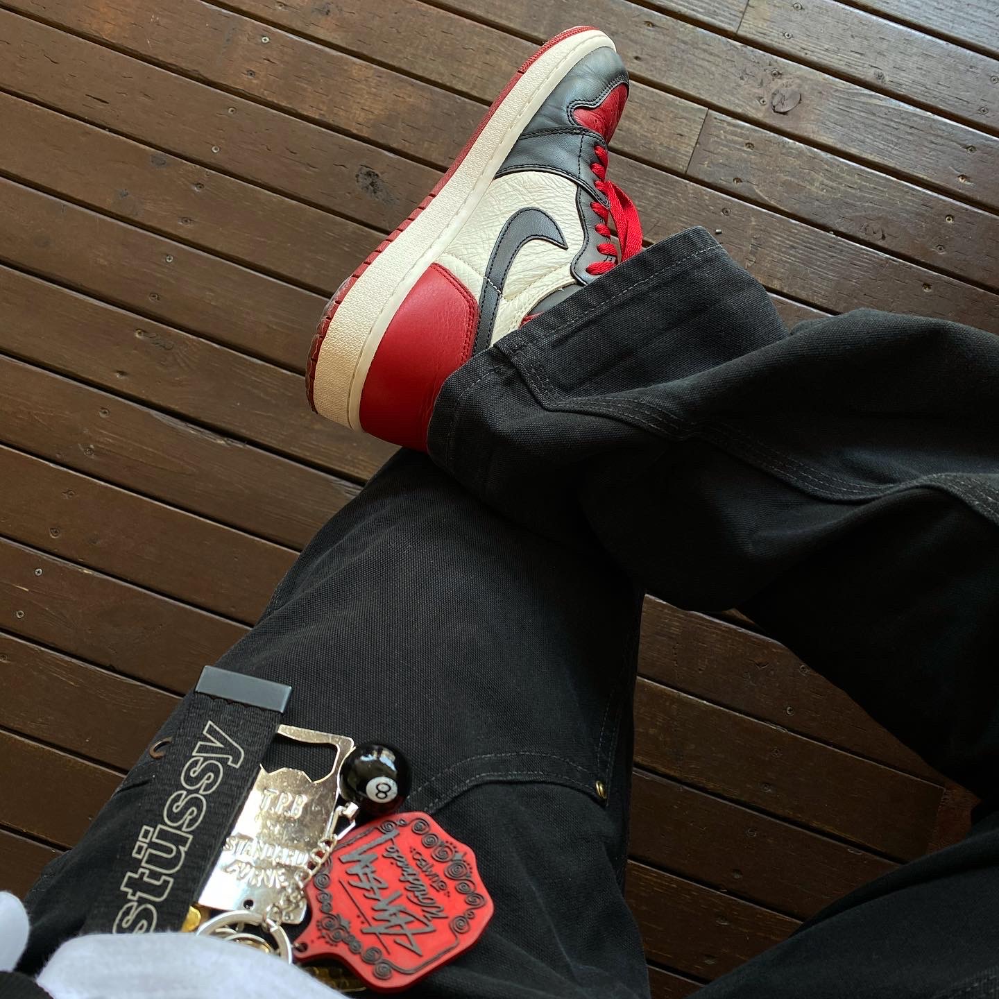 Jordan 1 Retro High OG Bred Toe 착용 스타일 - 3