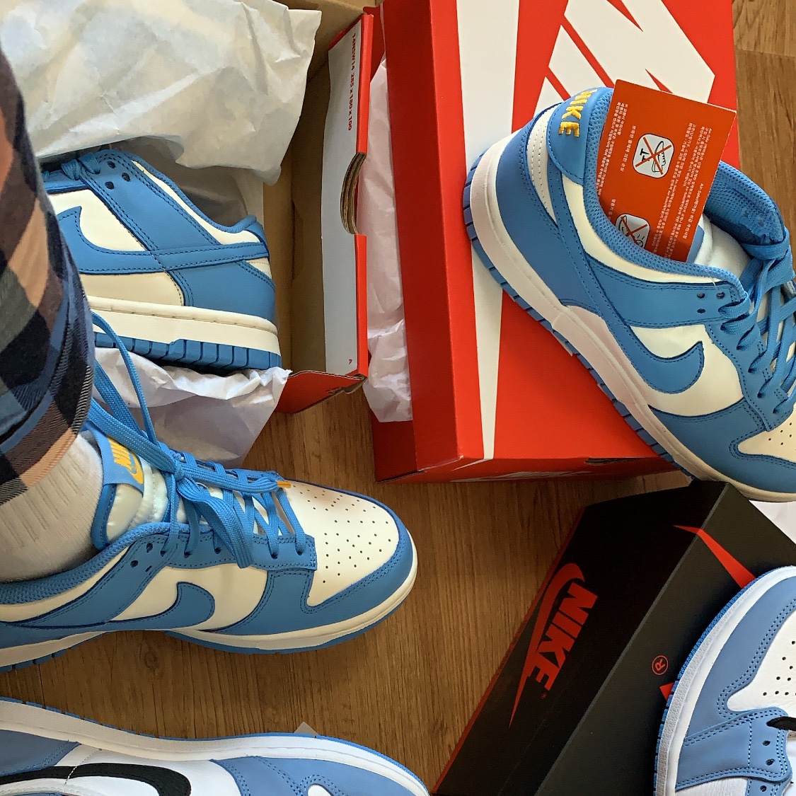Jordan 1 Retro High OG University Blue, (W) Nike Dunk Low Coast 착용 스타일 - 1