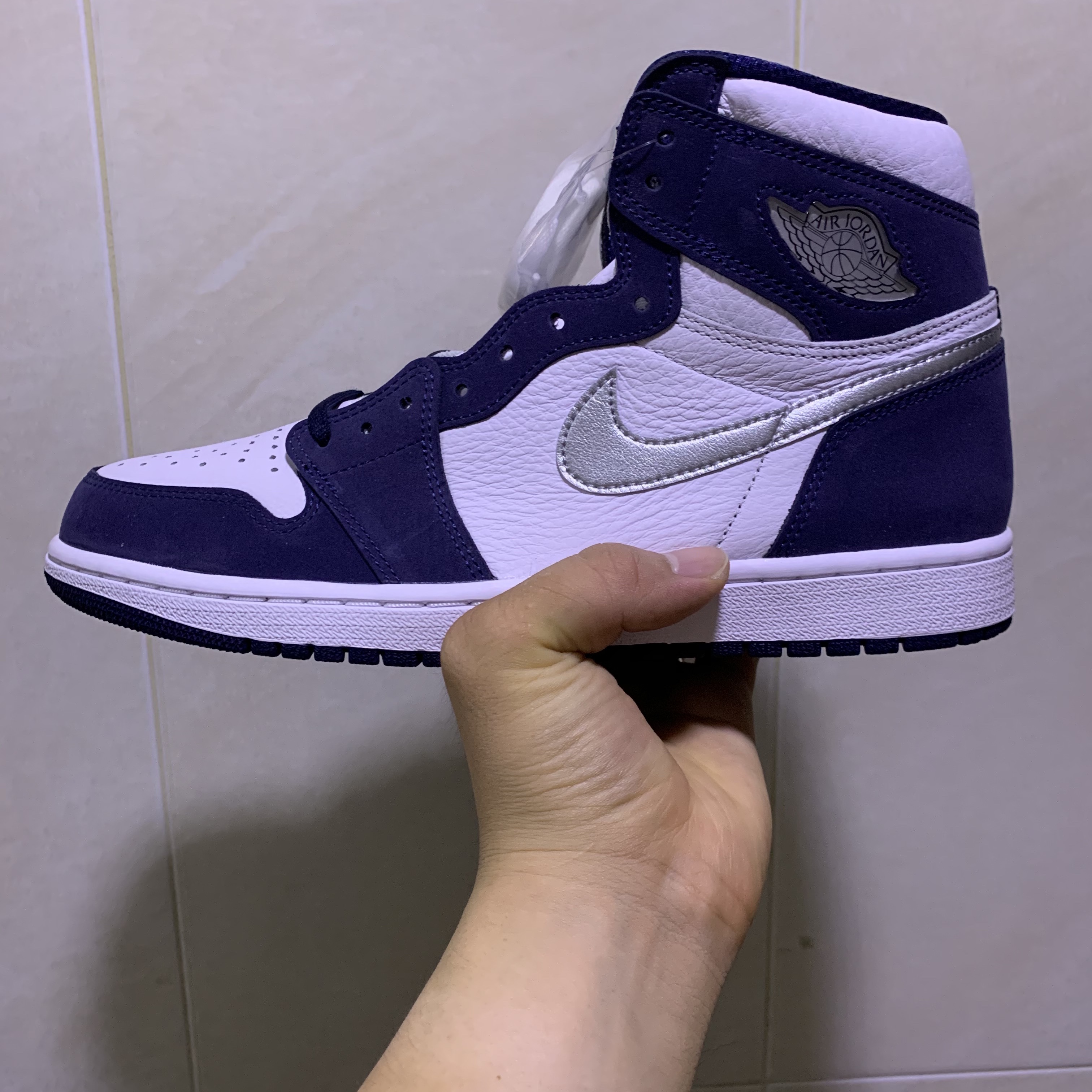 Jordan 1 Retro High OG CO.JP Midnight Navy 착용 스타일
