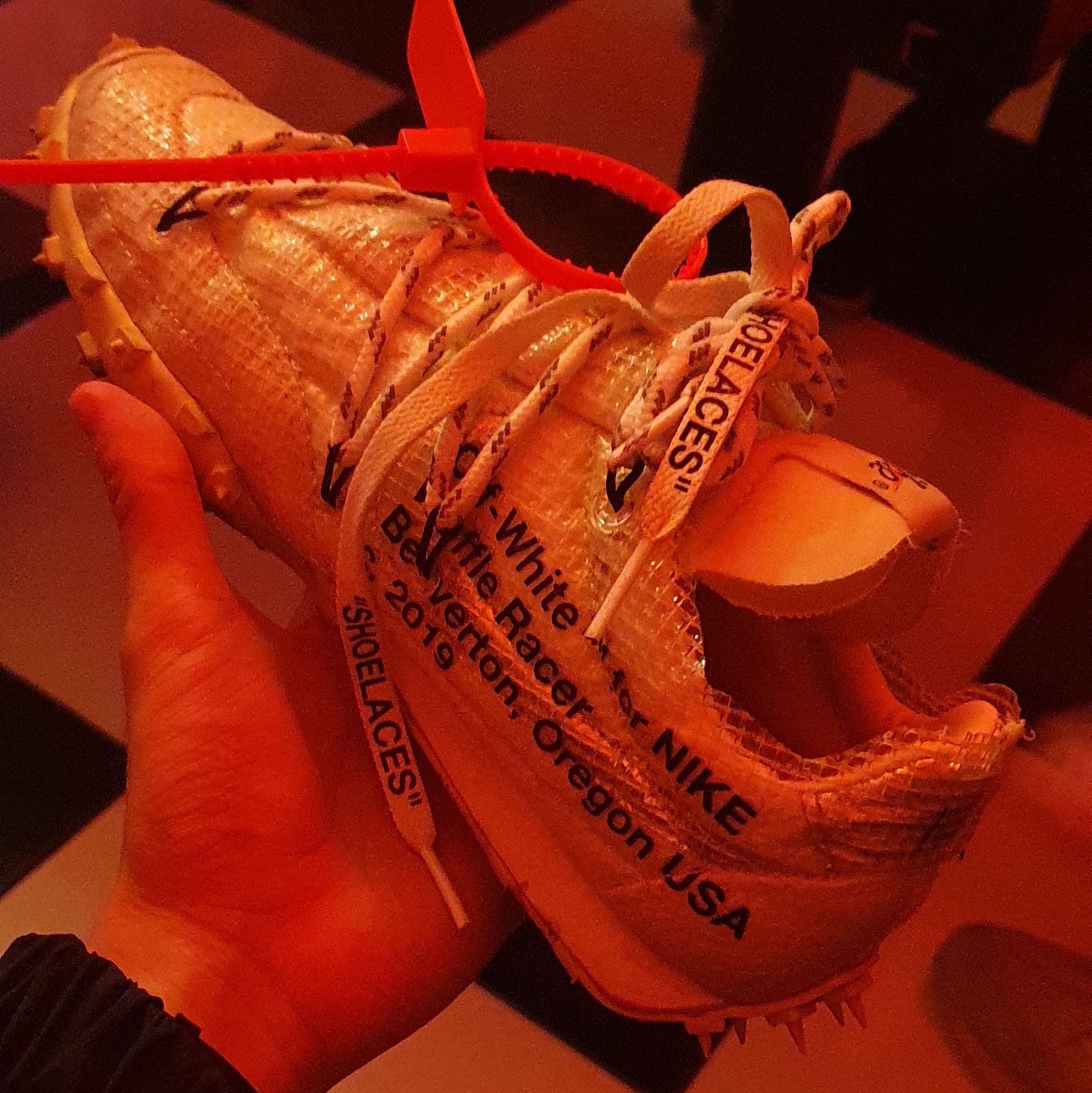 (W) Nike x Off-White Waffle Racer White 착용 스타일