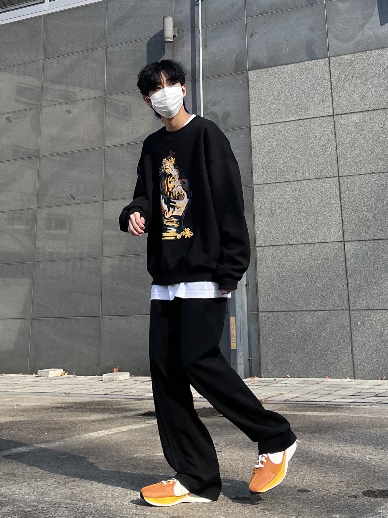 Nike Moon Racer Monarch 착용 스타일 - 1