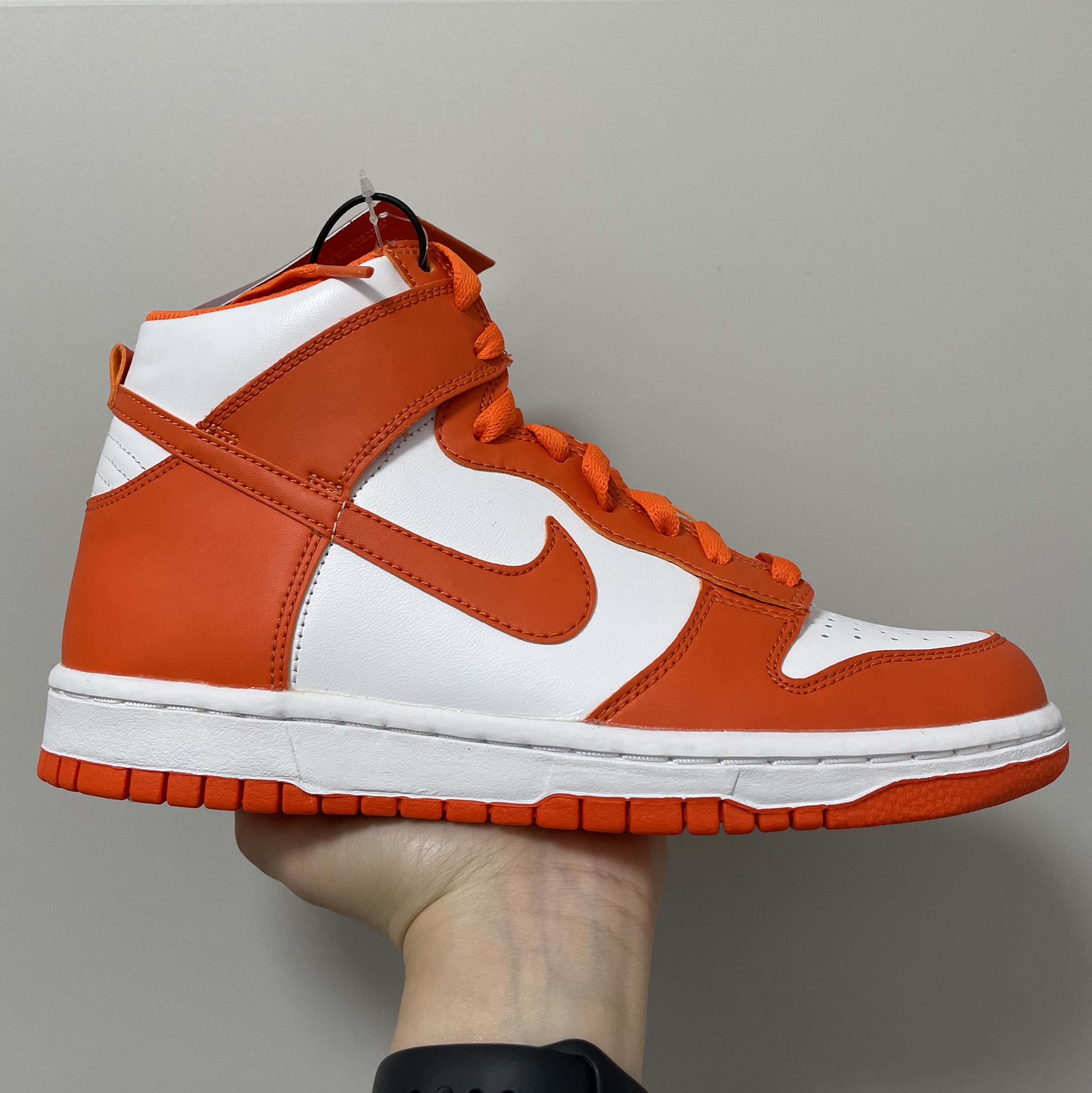 (GS) Nike Dunk High Orange Blaze, Nike Dunk High Retro Orange Blaze 착용 스타일 - 1