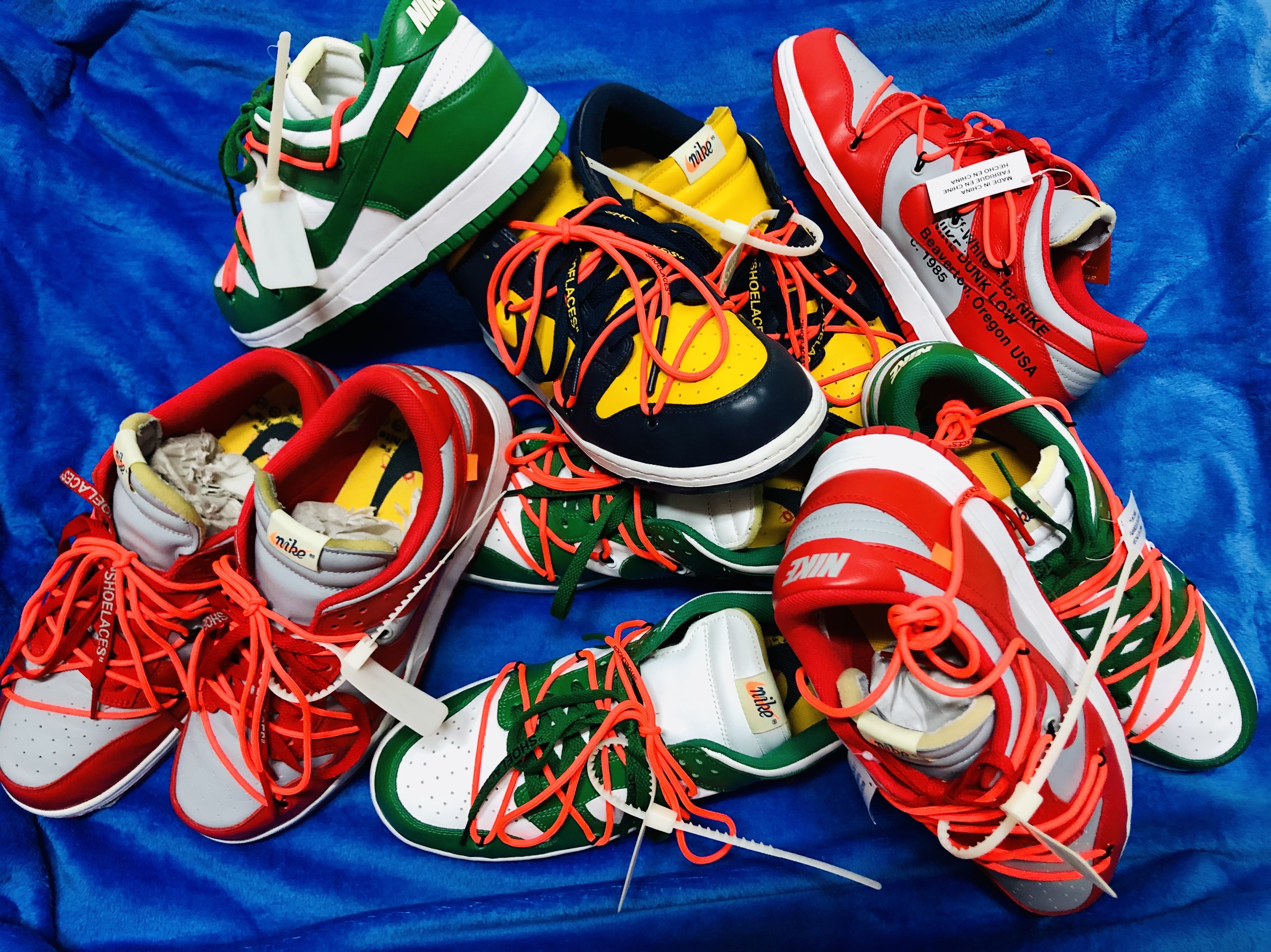 Nike x Off-White Dunk Low University Gold Midnight Navy, Nike x Off-White Dunk Low University Red 착용 스타일 - 1