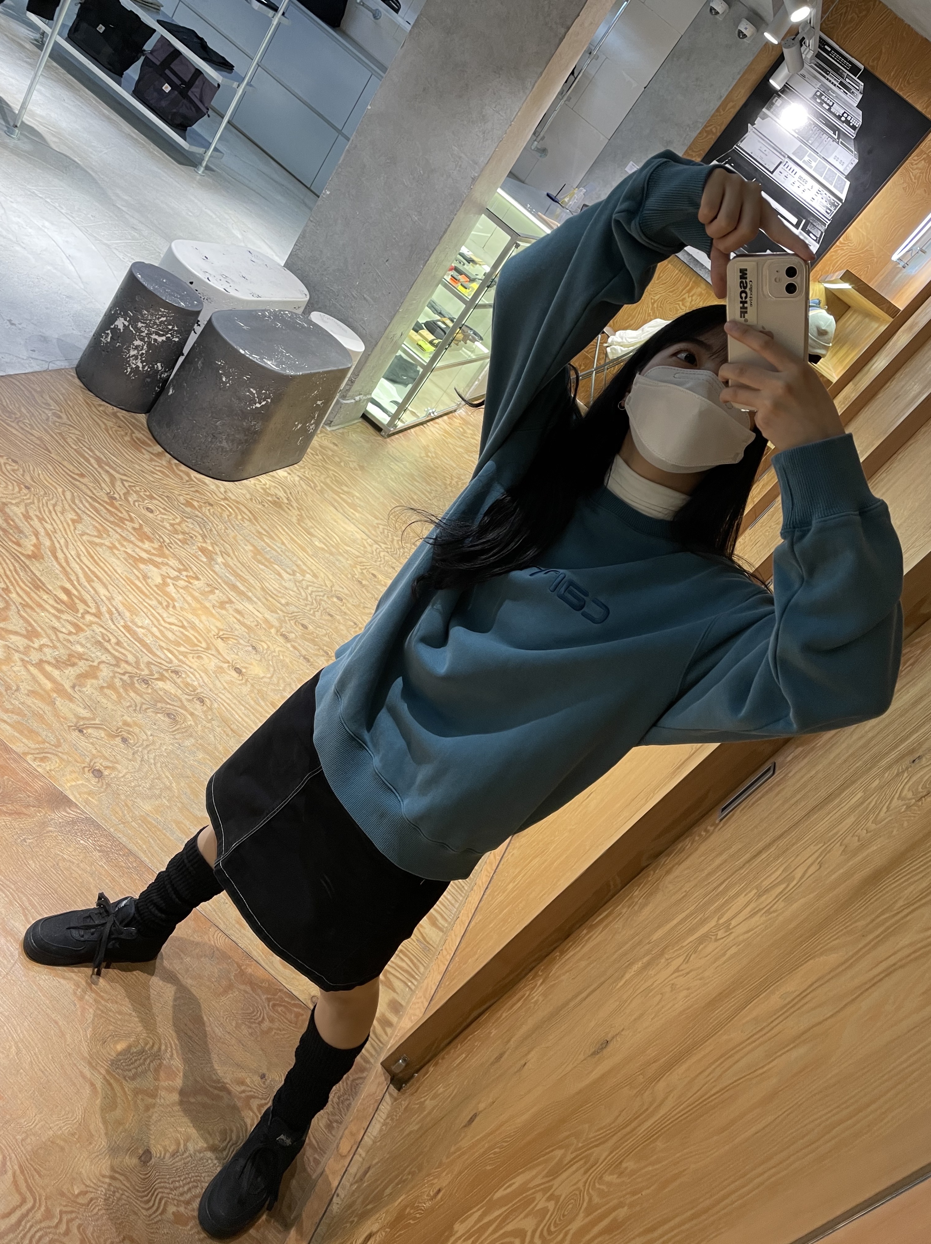 Nike x Stussy Air Force 1 Low Triple Black 착용 스타일