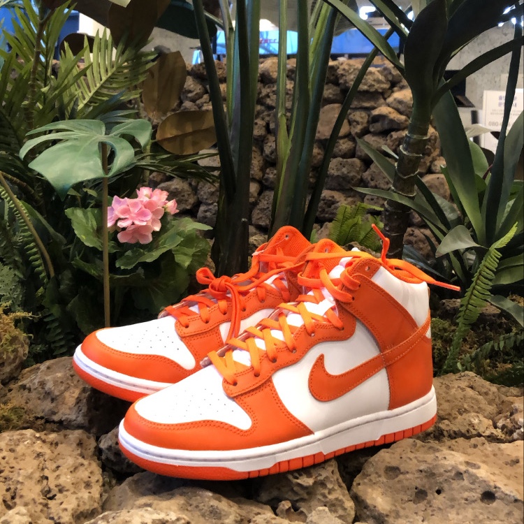 Nike Dunk High Retro Orange Blaze 착용 스타일
