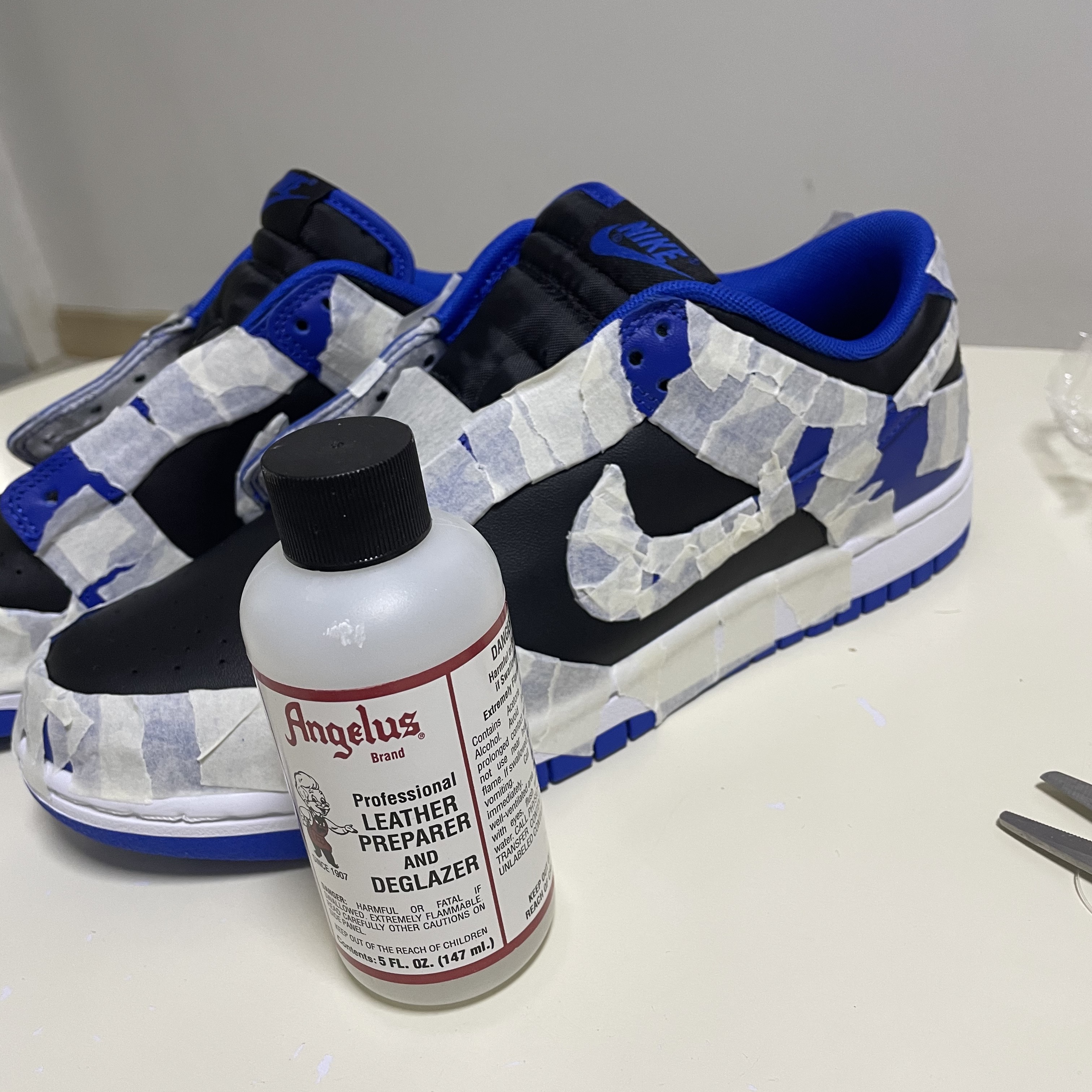 Nike Dunk Low Retro Hyper Cobalt 착용 스타일 - 2
