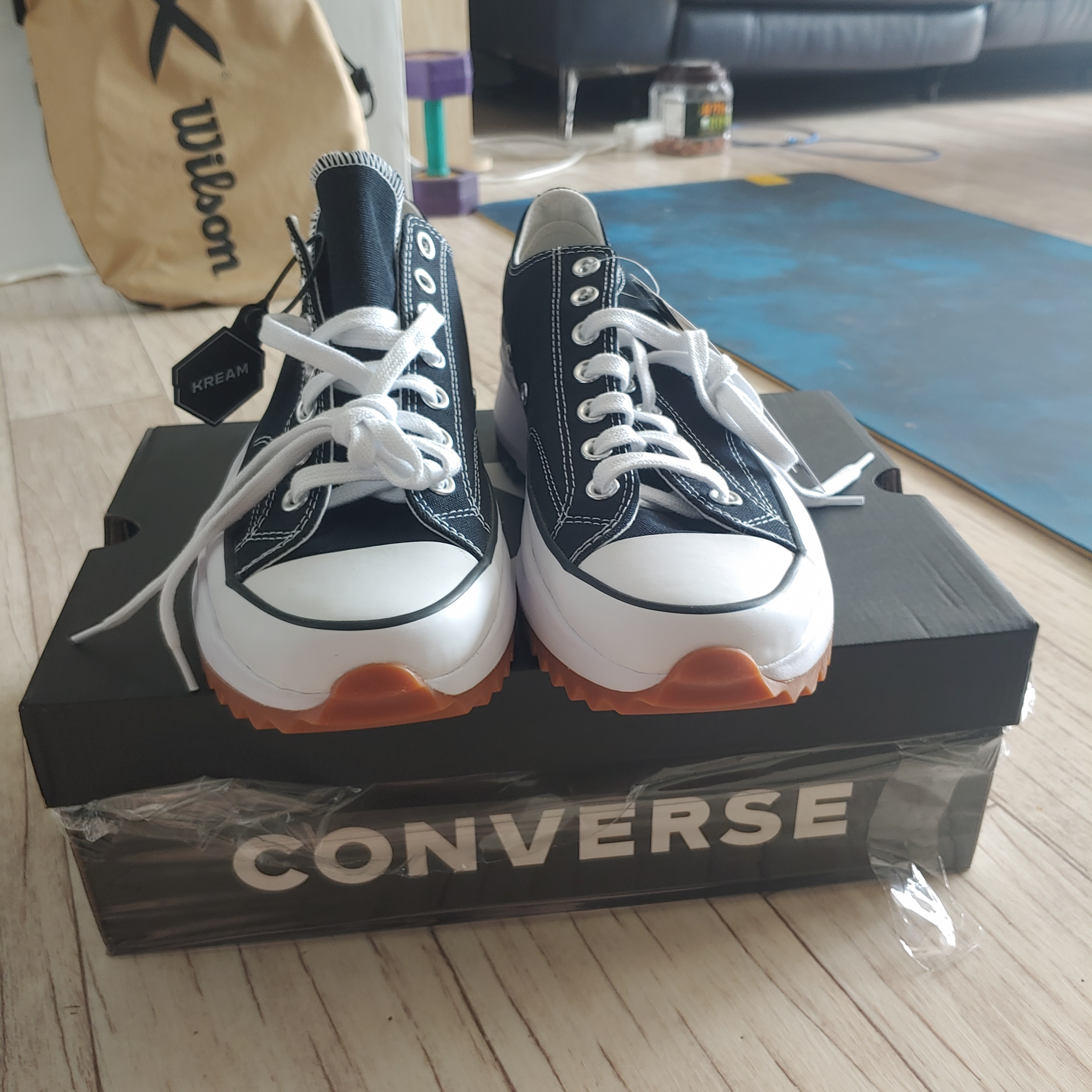 Converse Run Star Hike Low Black 착용 스타일