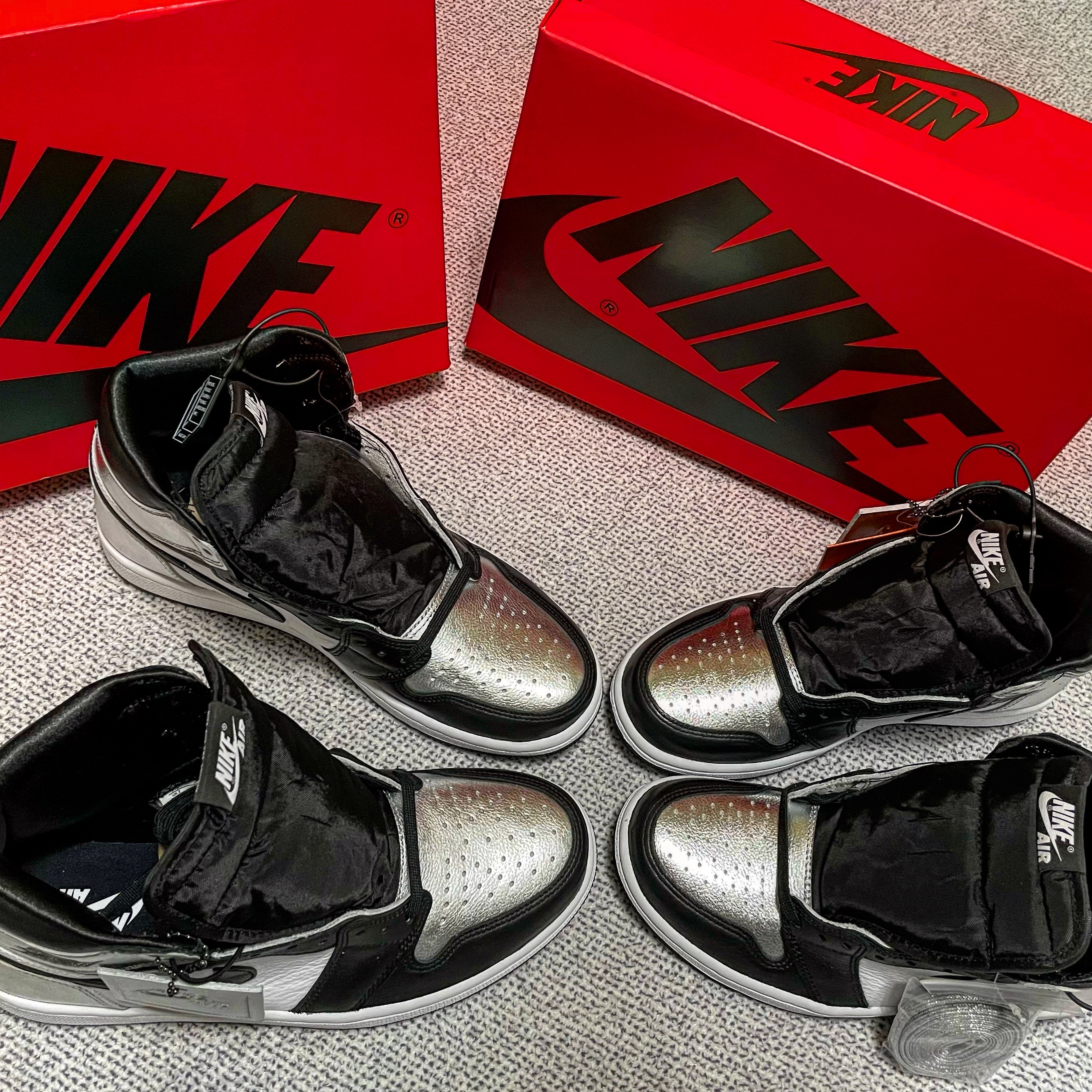 (W) Jordan 1 Retro High OG Silver Toe 착용 스타일 - 1