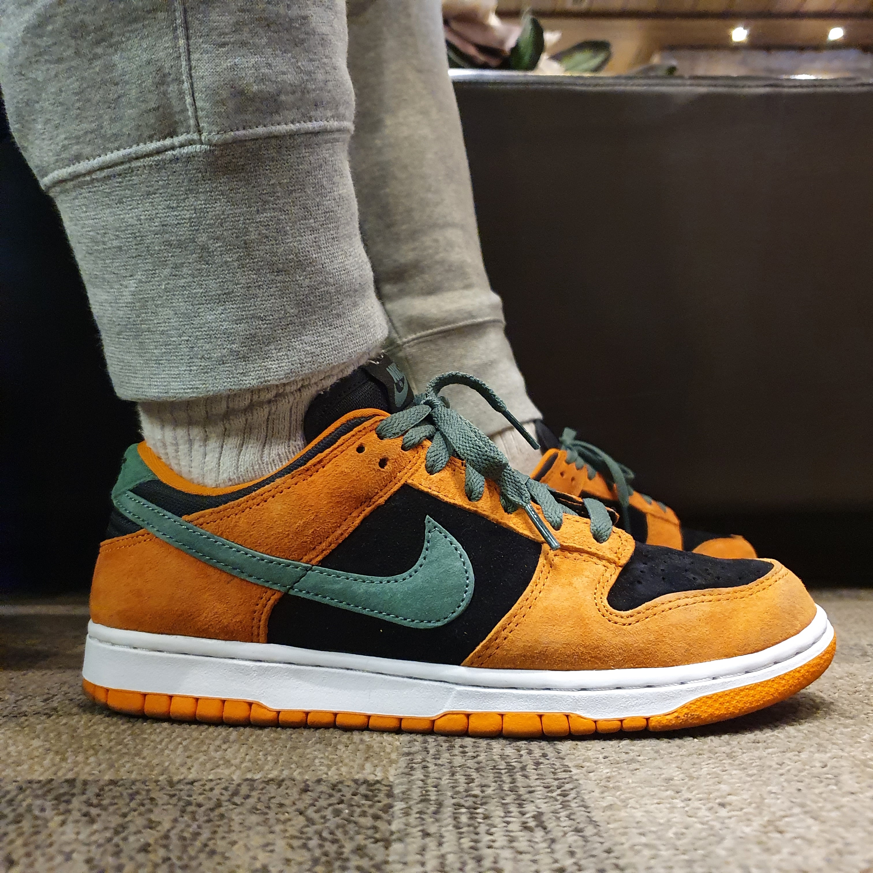 Nike Dunk Low SP Ceramic 착용 스타일