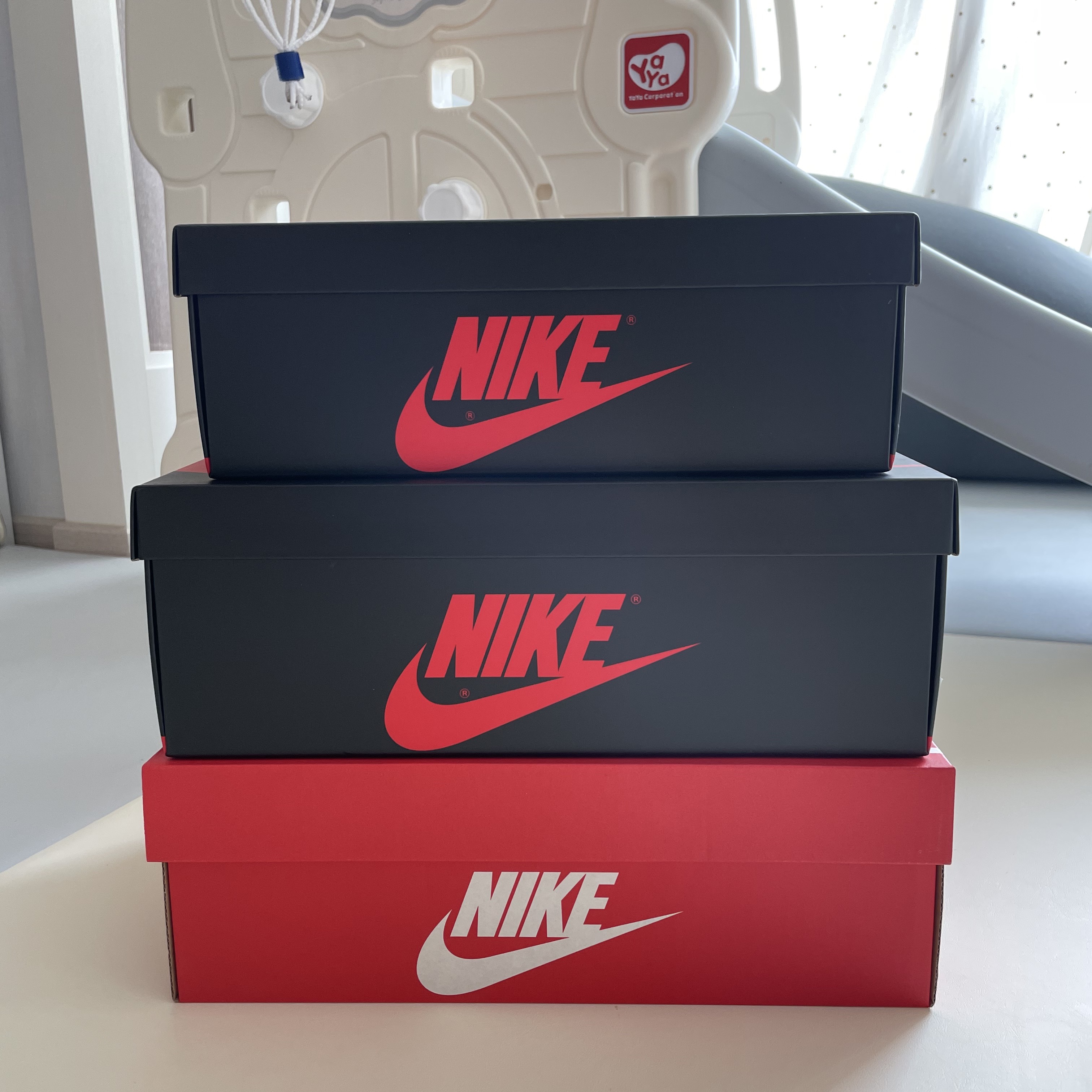 Jordan 1 Retro High OG Royal Toe, (GS) Jordan 1 Retro High OG University Blue 착용 스타일 - 5