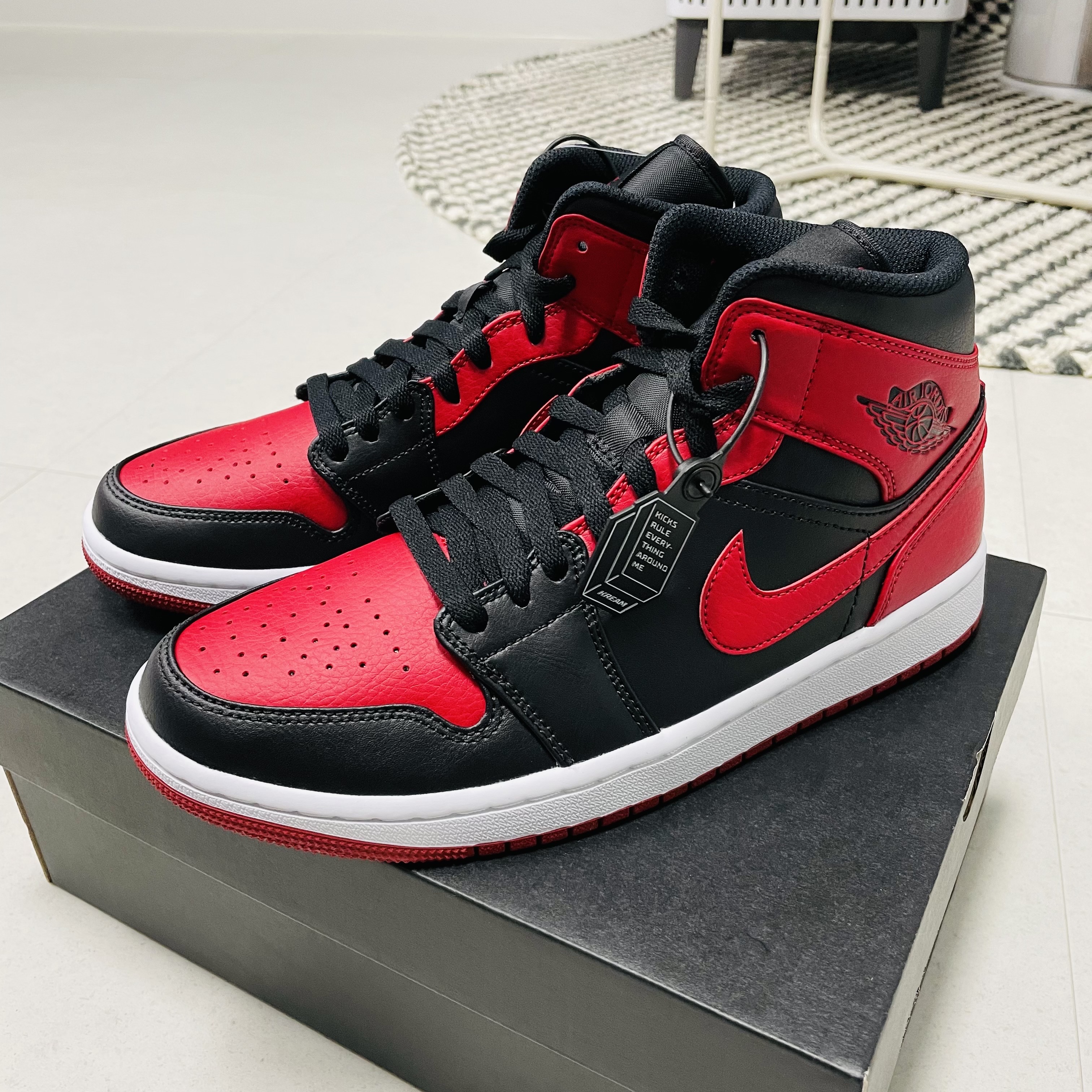 Jordan 1 Mid Bred Banned 2020 착용 스타일