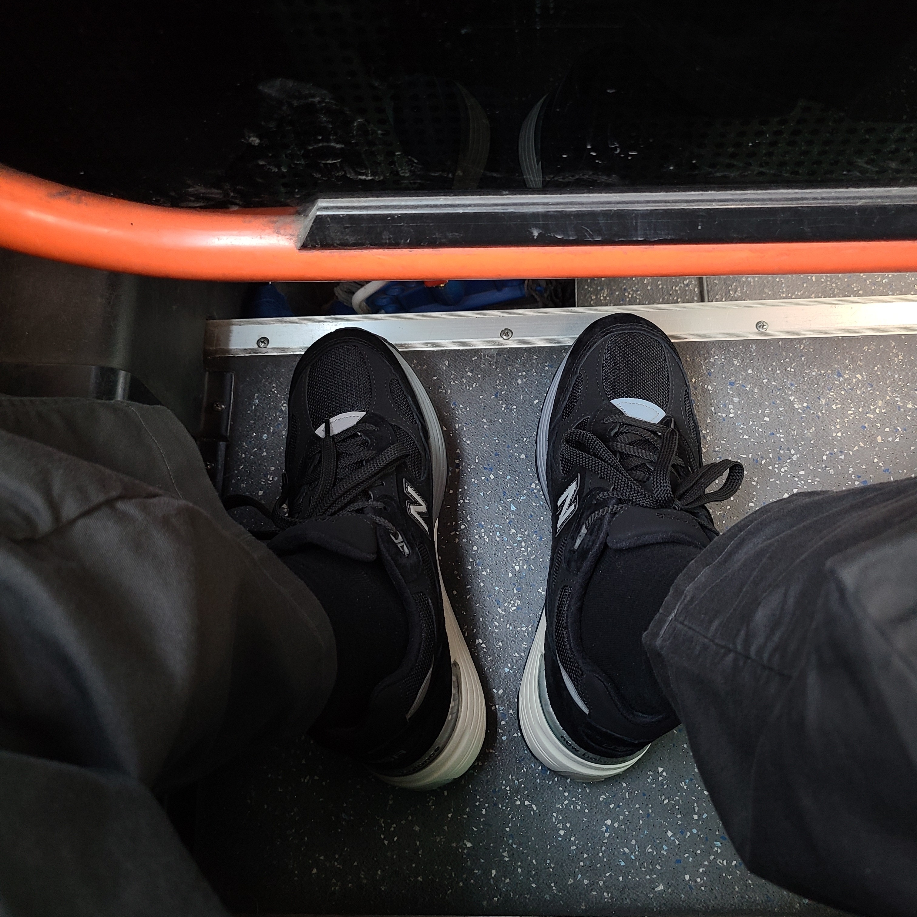 New Balance 992 Made in USA Black 착용 스타일