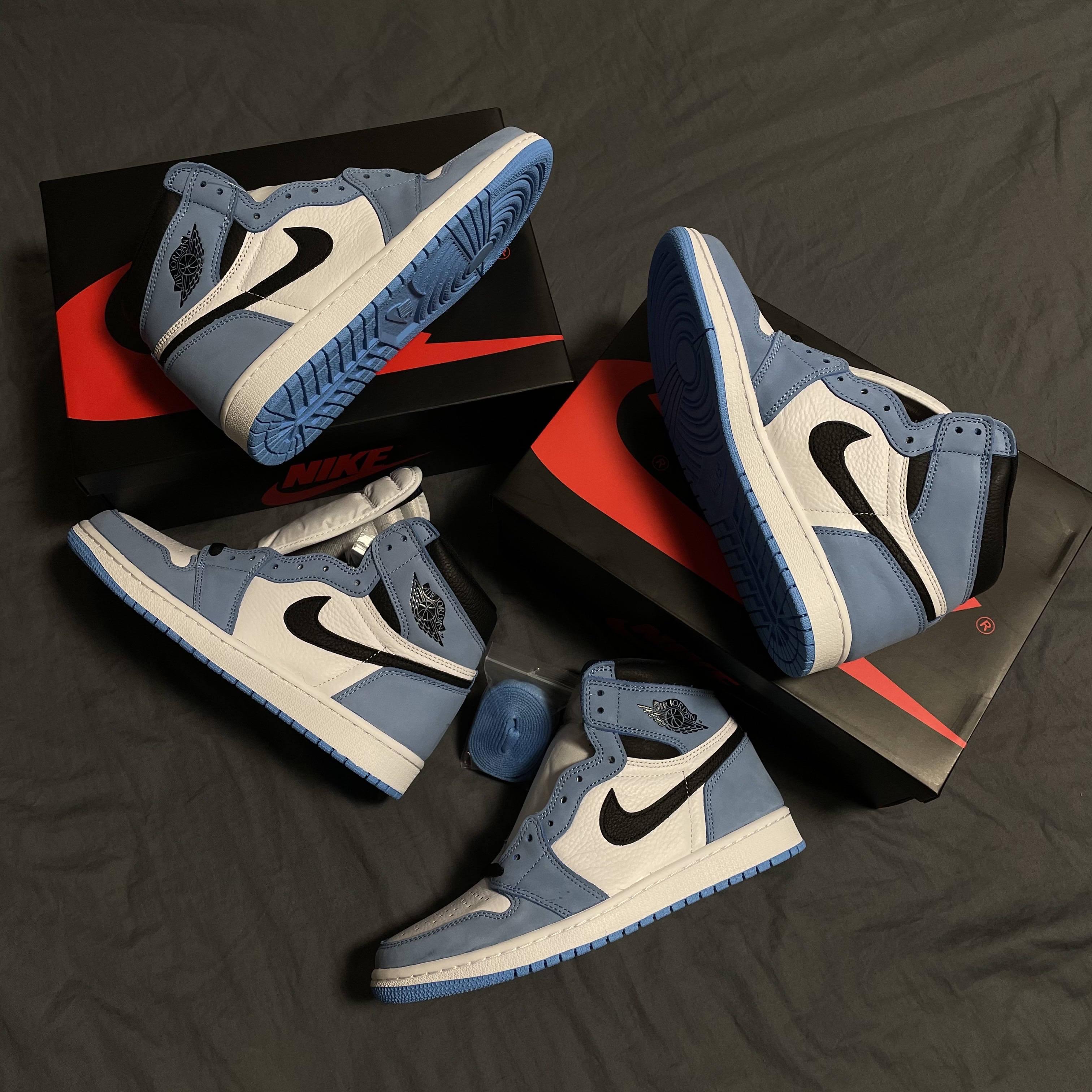 Jordan 1 Retro High OG University Blue 착용 스타일