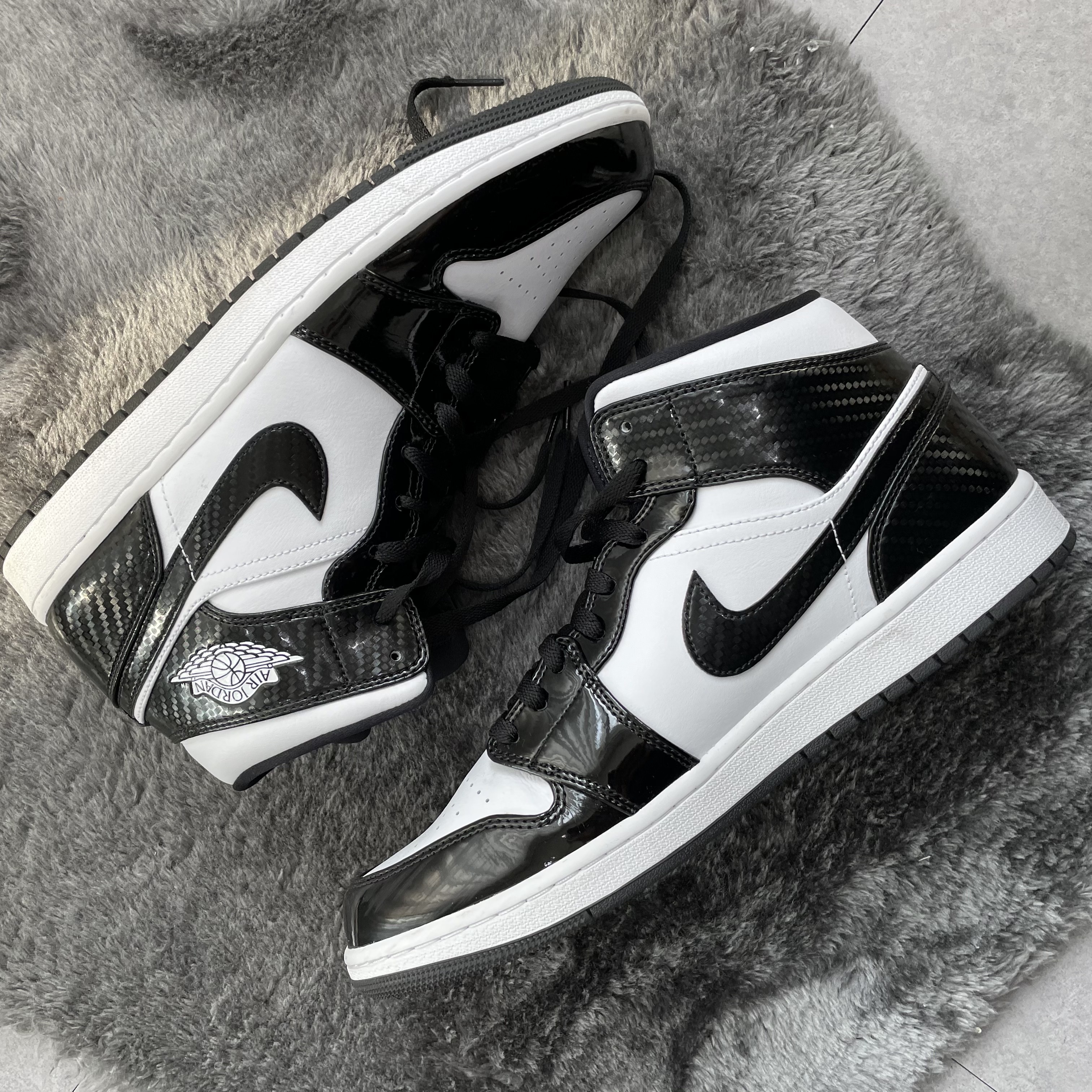 Jordan 1 Mid SE ASW Black 착용 스타일 - 2