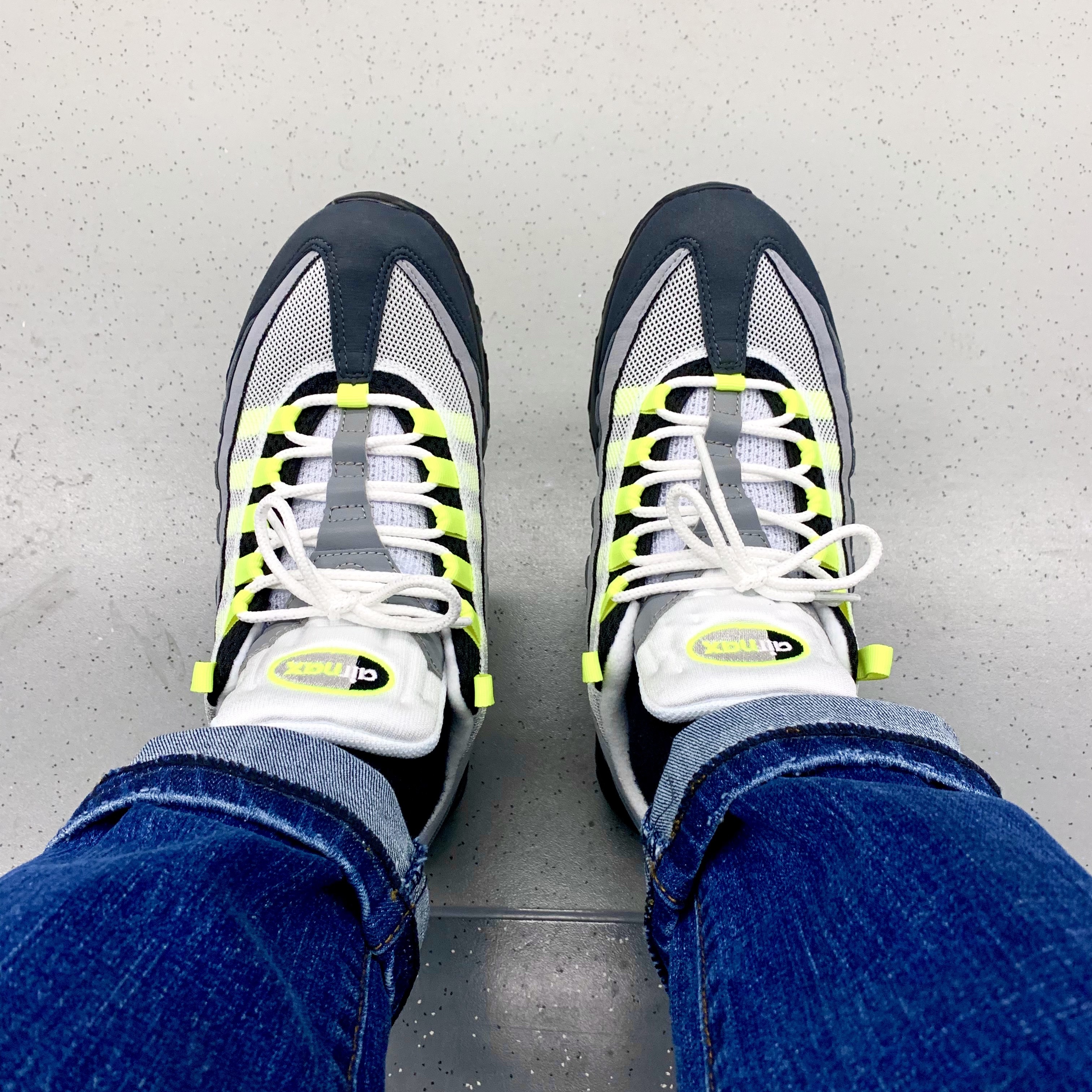 Nike Air Max 95 OG Neon Yellow 2020 착용 스타일