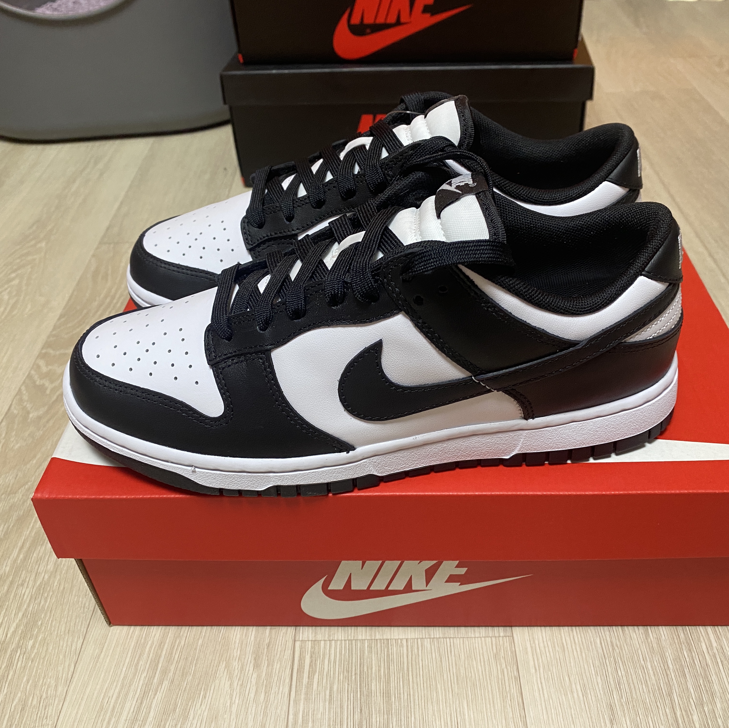 Nike Dunk Low Retro Black 착용 스타일 - 3